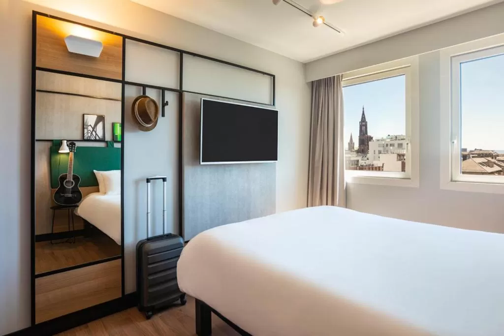 Bedroom, Bed in ibis Strasbourg Centre Les Halles