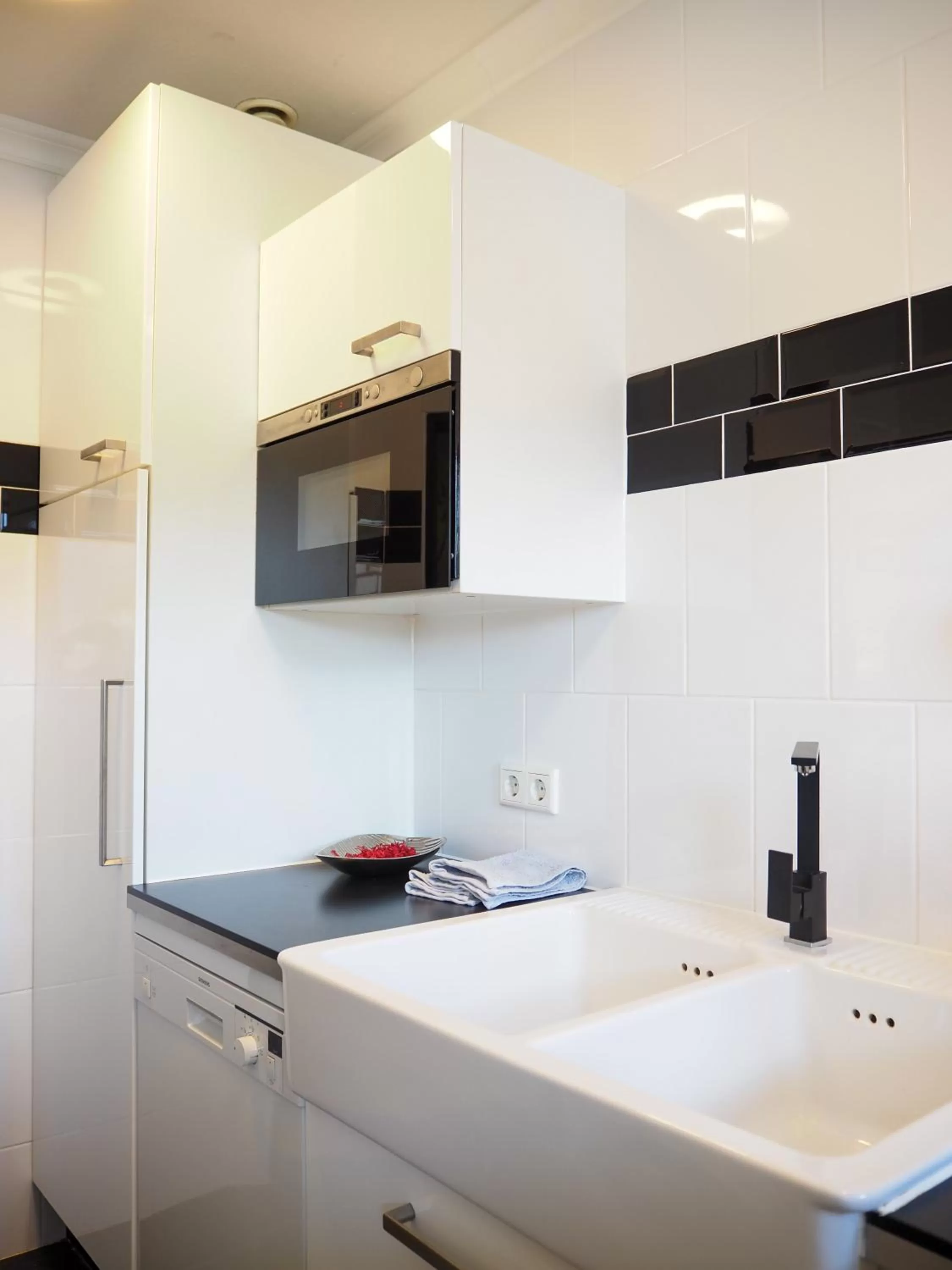 Kitchen or kitchenette, Kitchen/Kitchenette in Sauna & Whirlpool - ALPENLIEBE APARTments