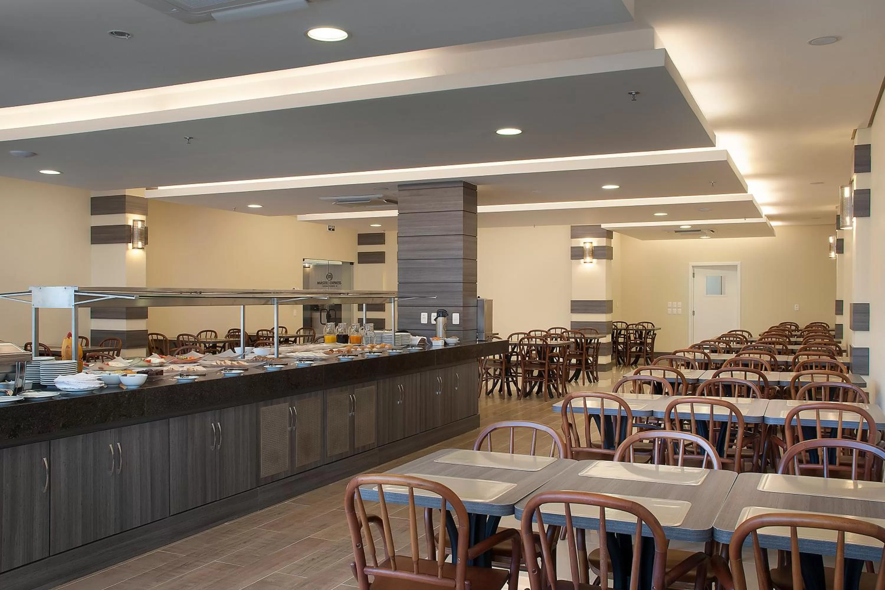 Restaurant/places to eat in Master Express Dom Pedro II - próximo ao Consulado Americano e Aeroporto