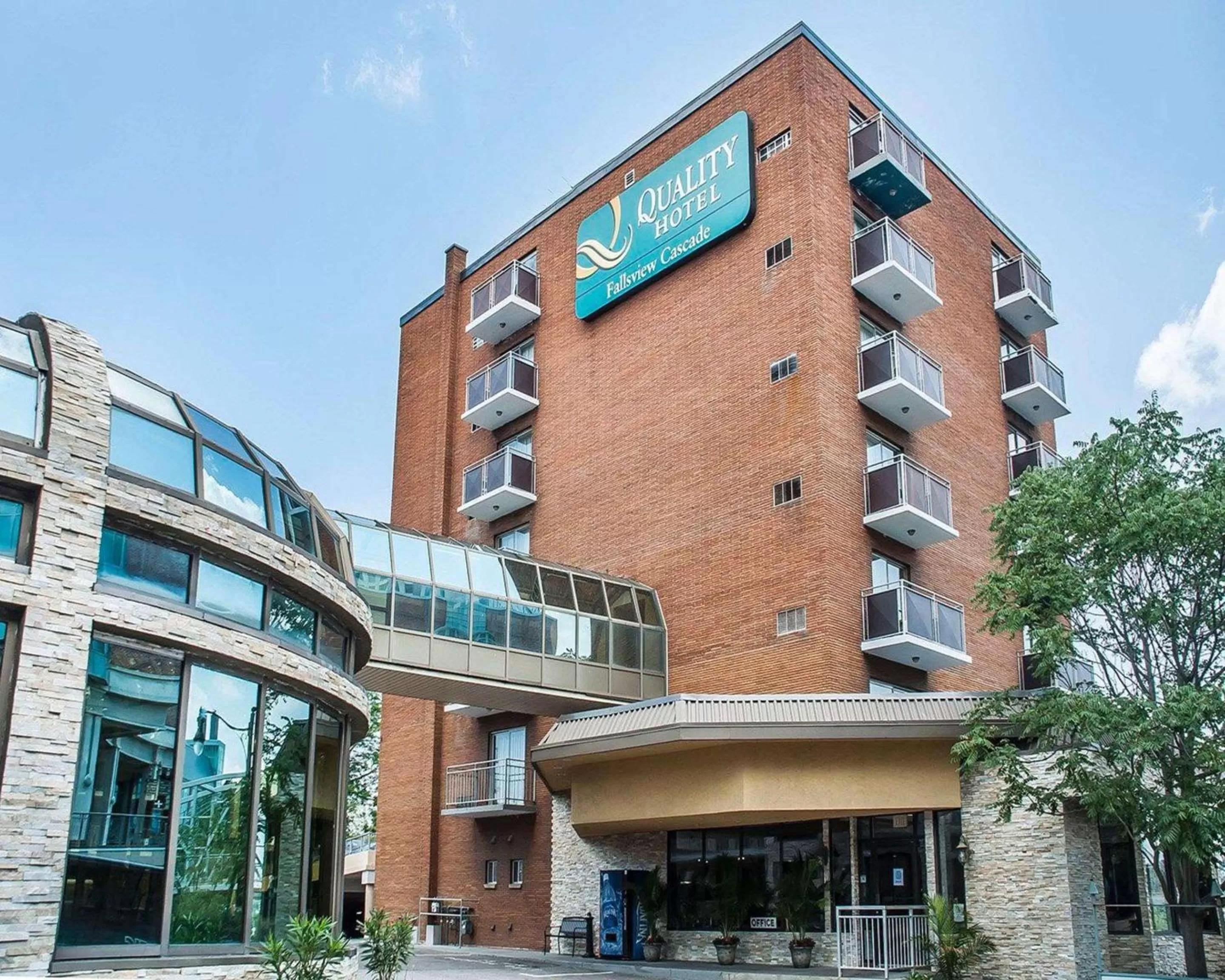 Property building in Quality Hotel Fallsview Cascade