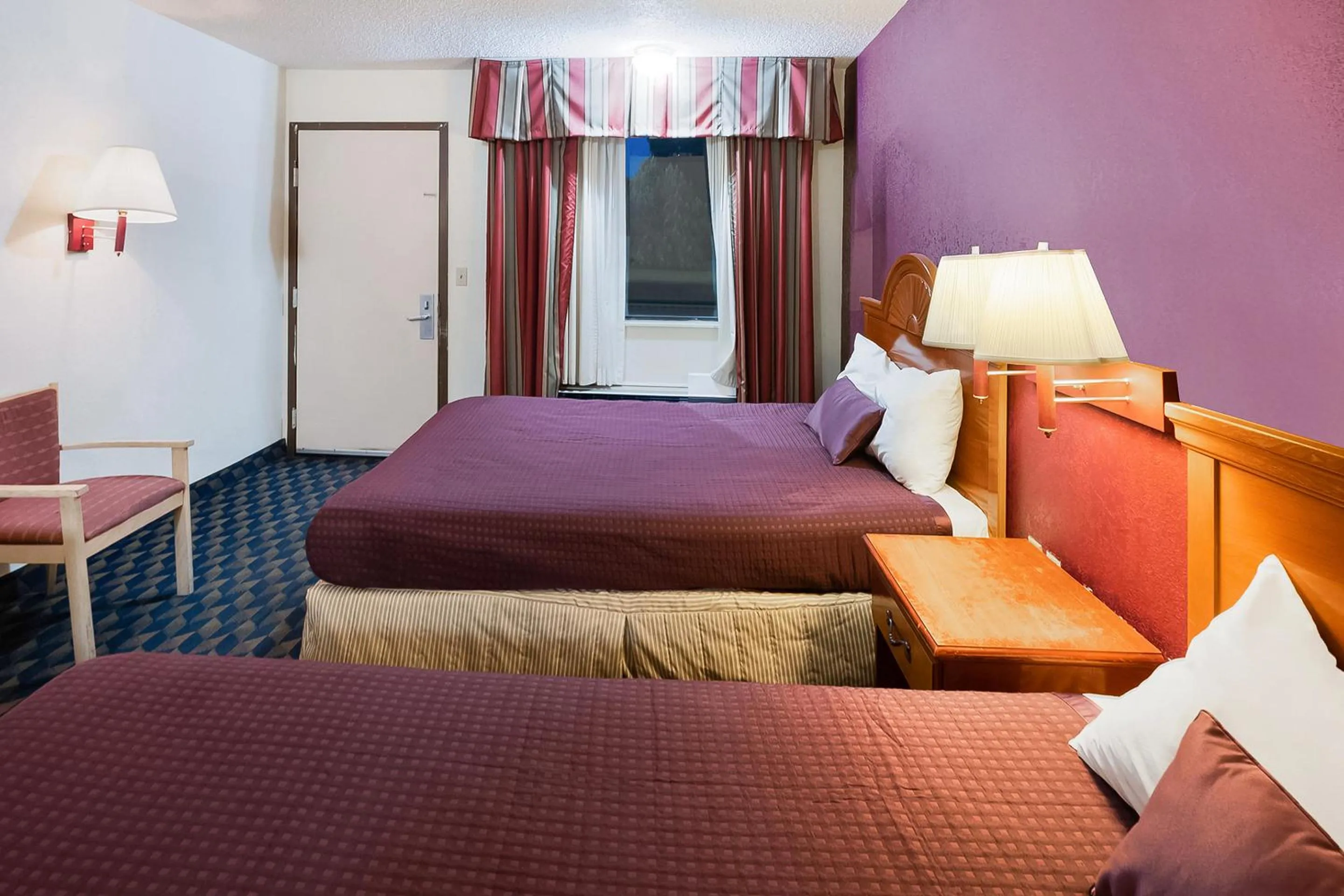 Bedroom in OYO Hotel Manning SC