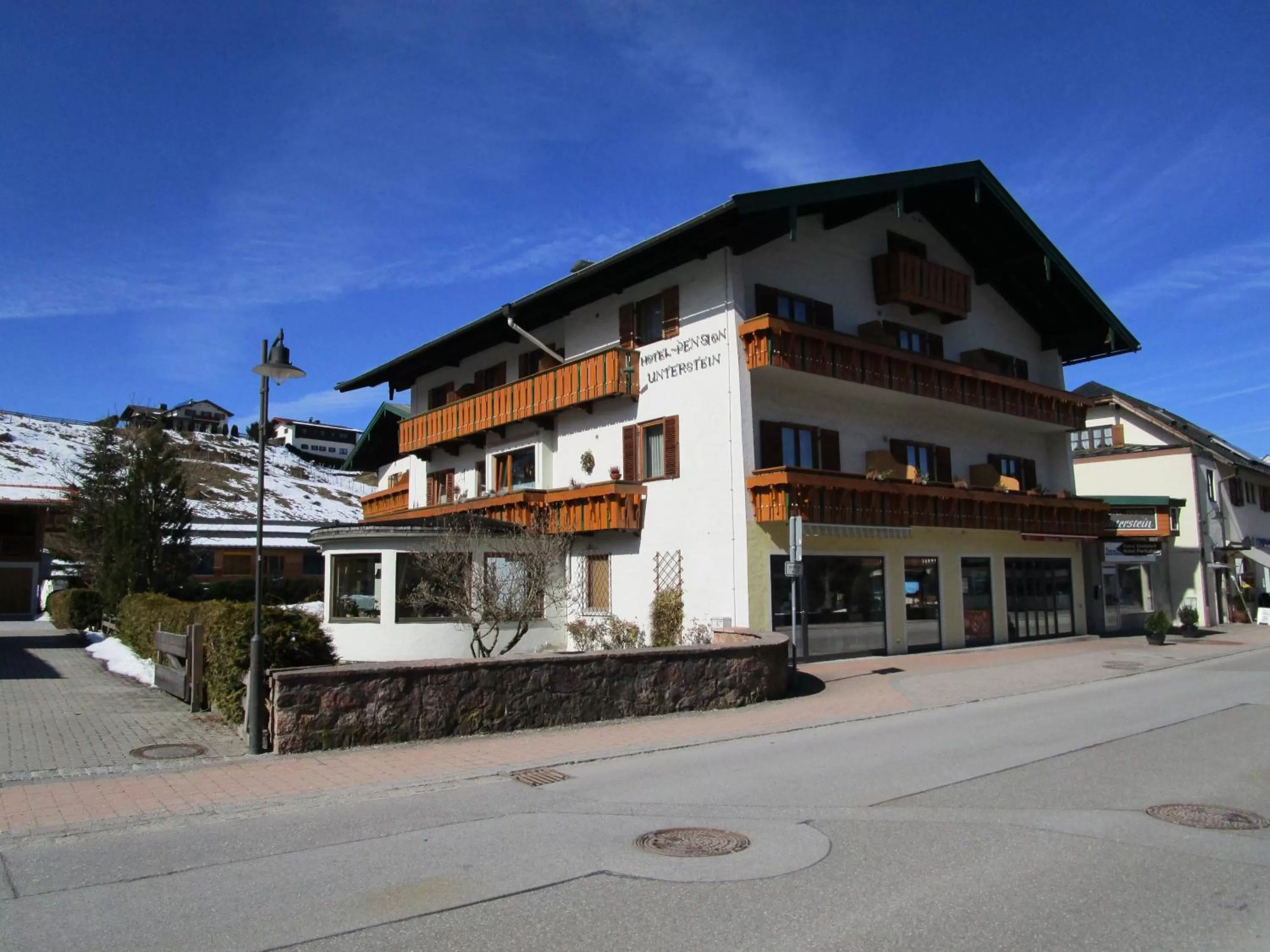 Facade/entrance, Winter in Pension Unterstein