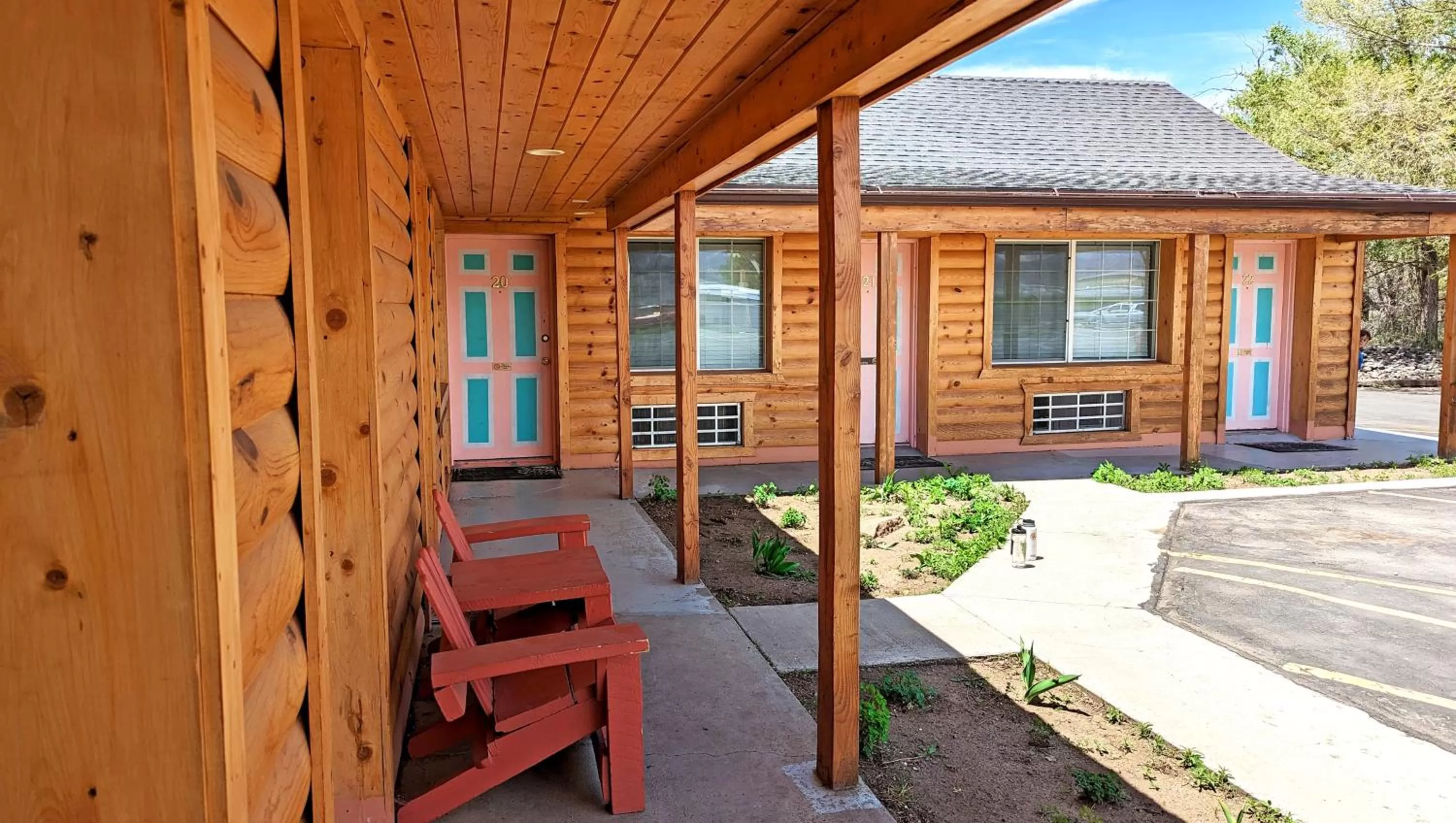 Property building in Marianna Inn Panguitch