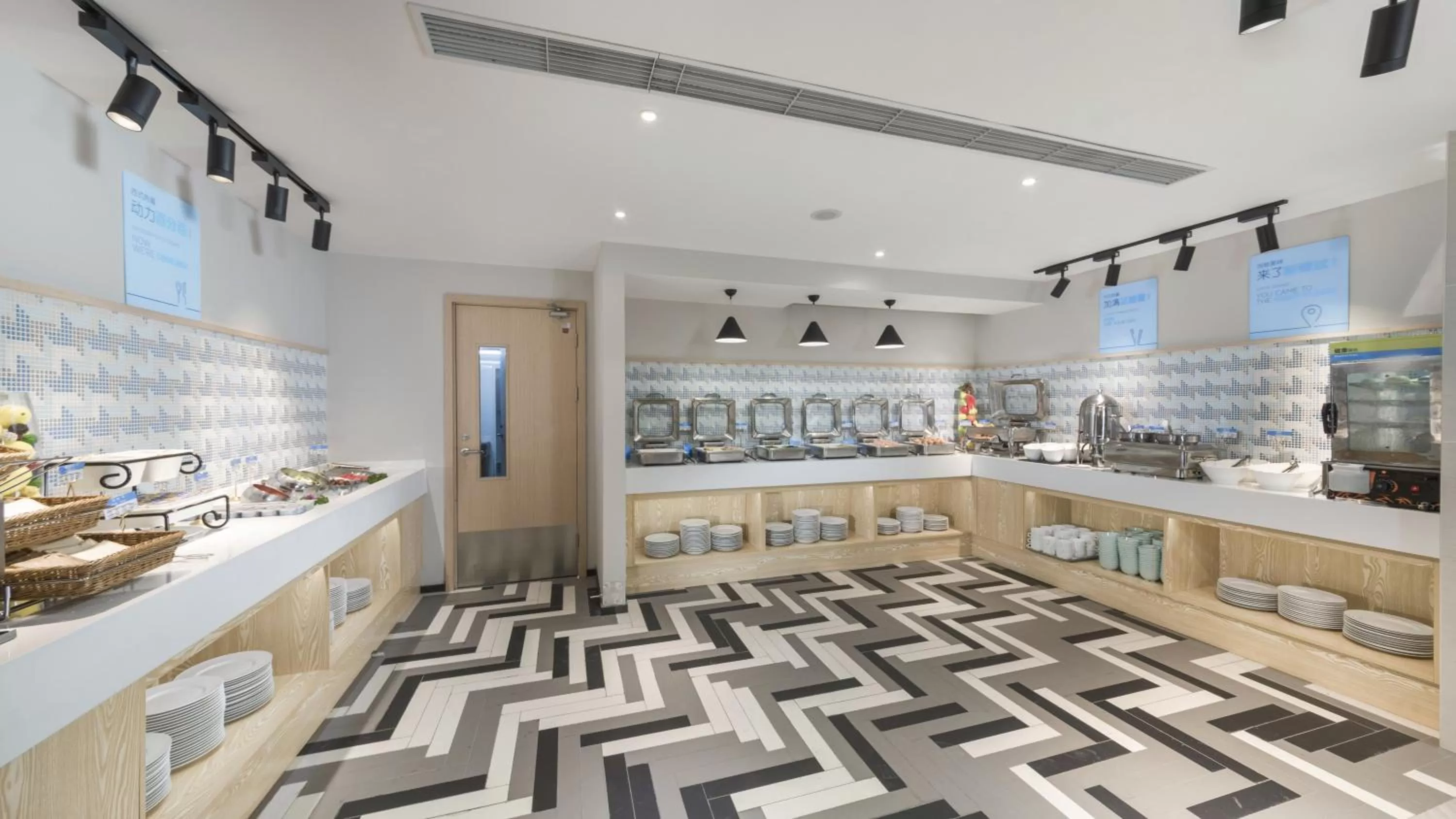 Breakfast in Holiday Inn Express Shanghai Gubei by IHG