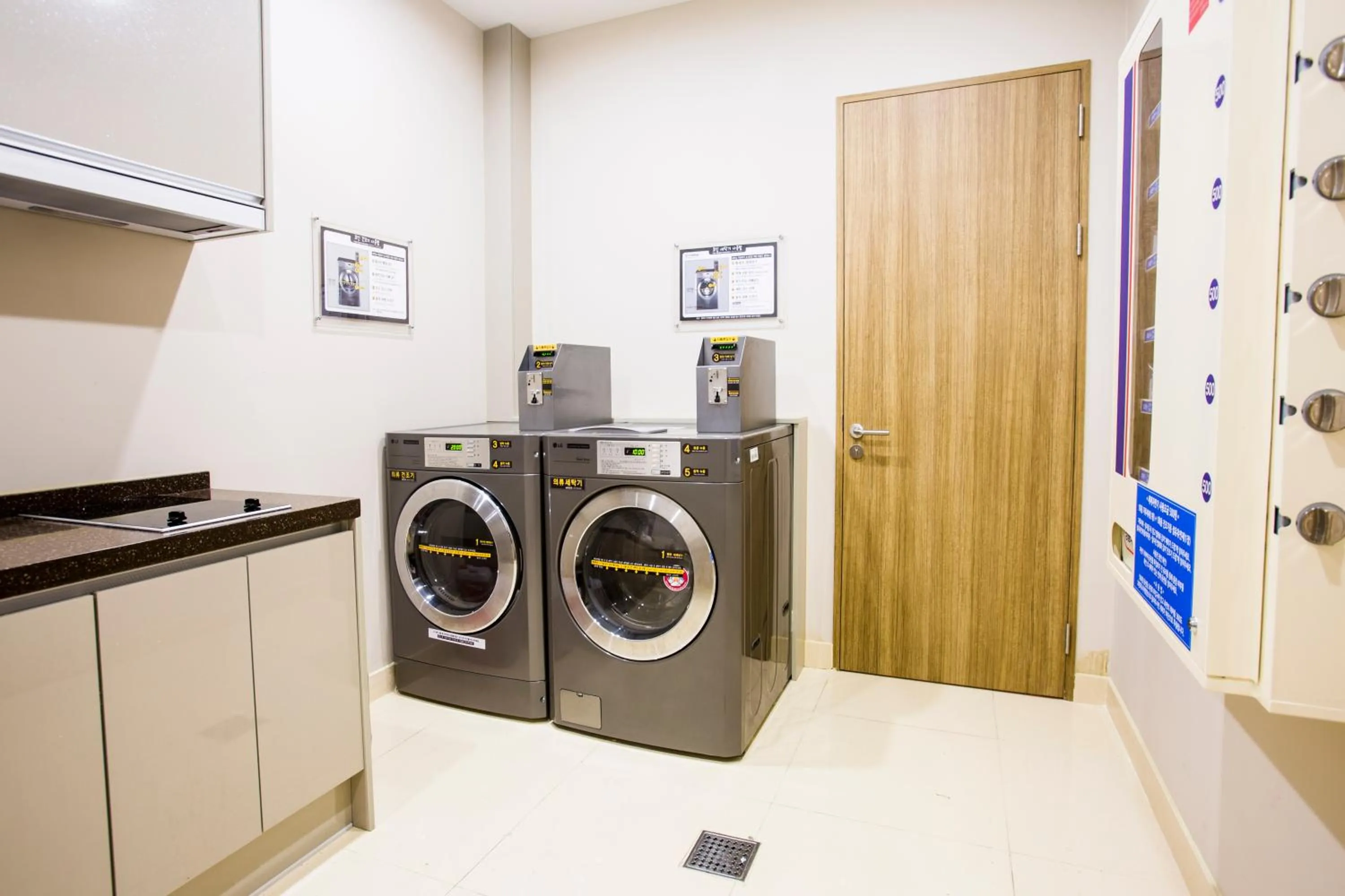 Kitchen or kitchenette in Polaris Hotel