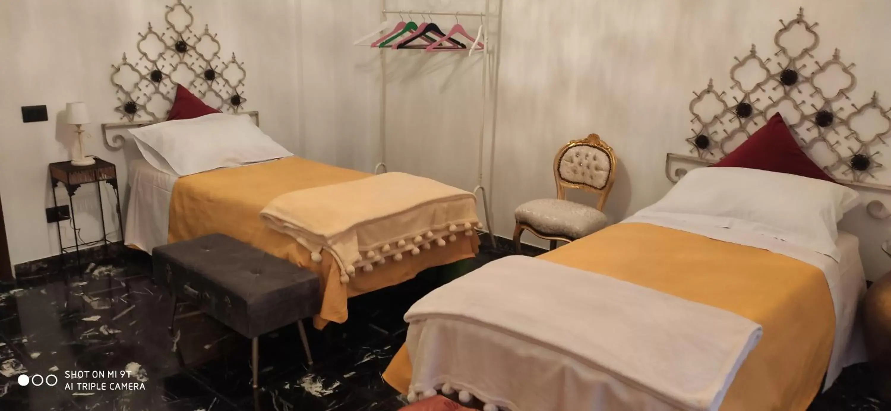 Large Twin Room in B&B Palazzo Armini Large Twin Room in B&B Palazzo Armini