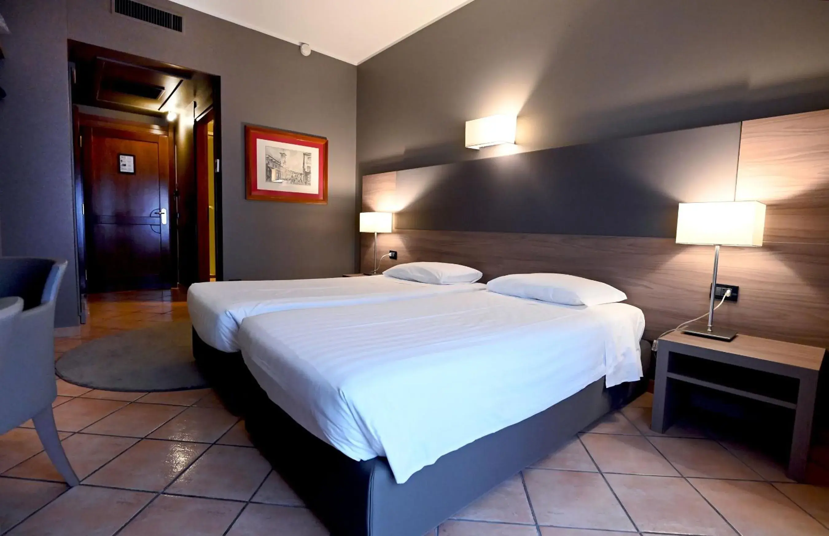 Triple Room in Hotel Sunflower Triple Room in Hotel Sunflower