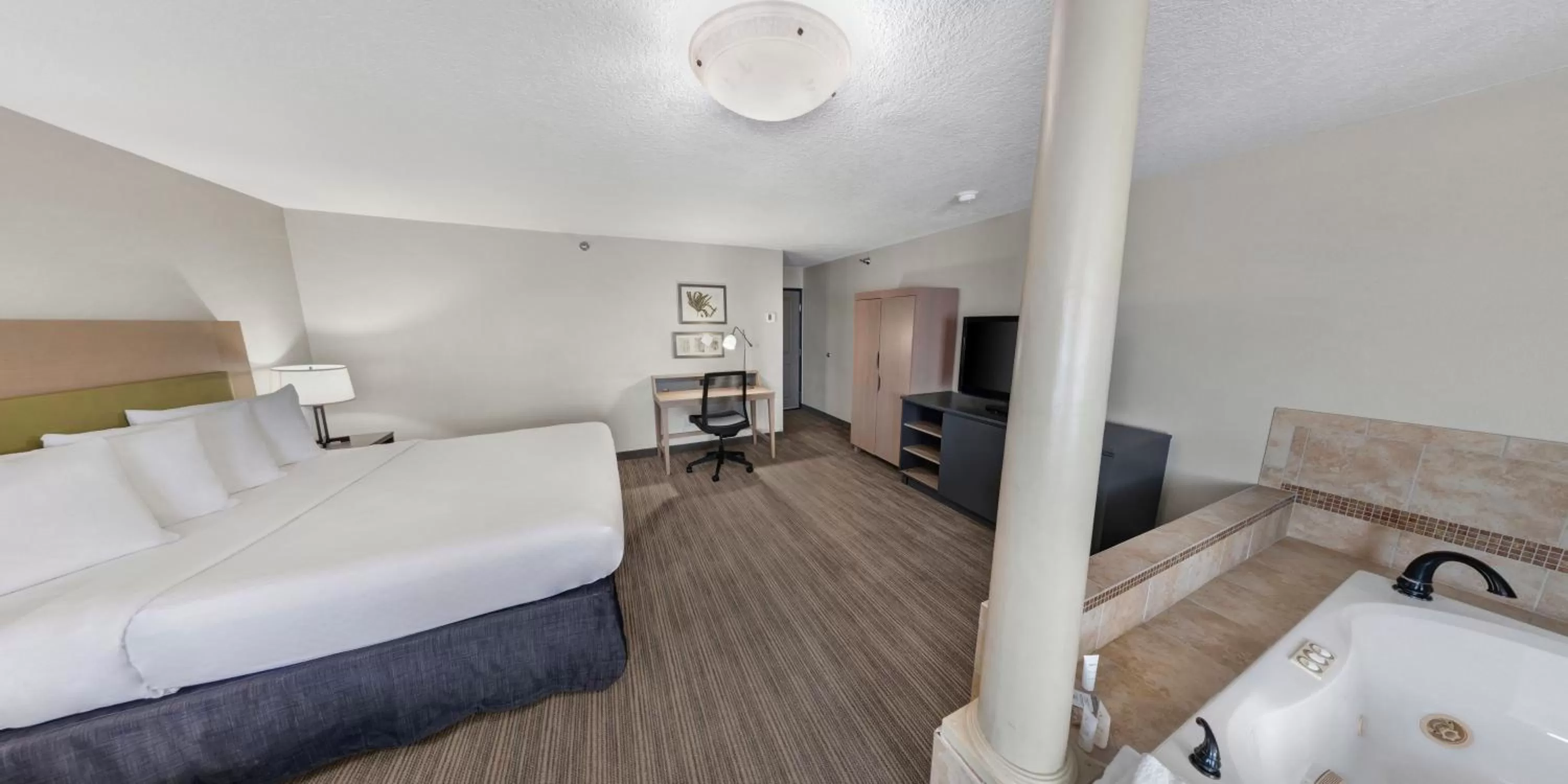One-Bedroom King Suite in Country Inn & Suites by Radisson, Fargo, ND