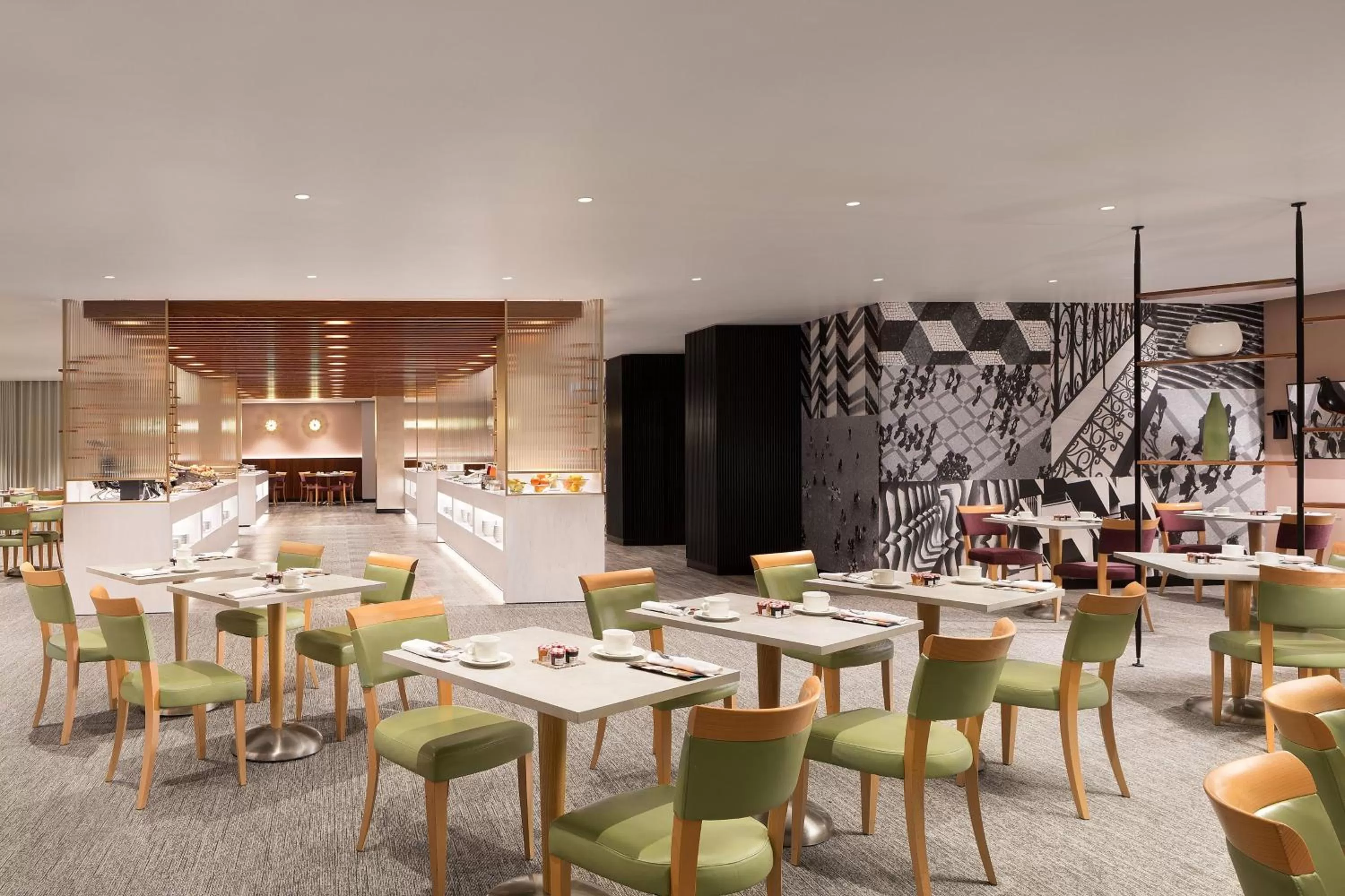 Restaurant/places to eat in Le Meridien Visconti Rome