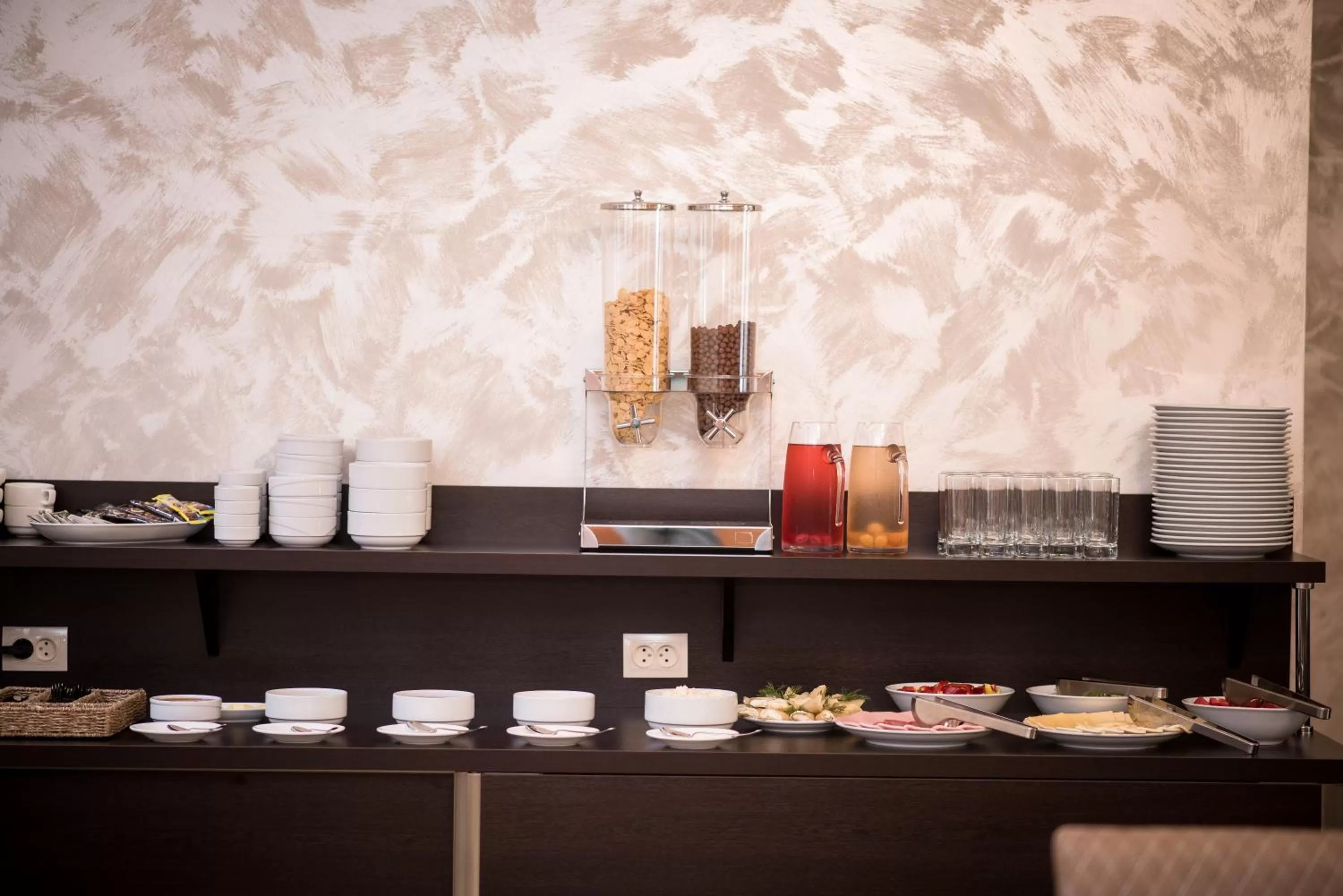 Buffet breakfast in Laguna Hotel