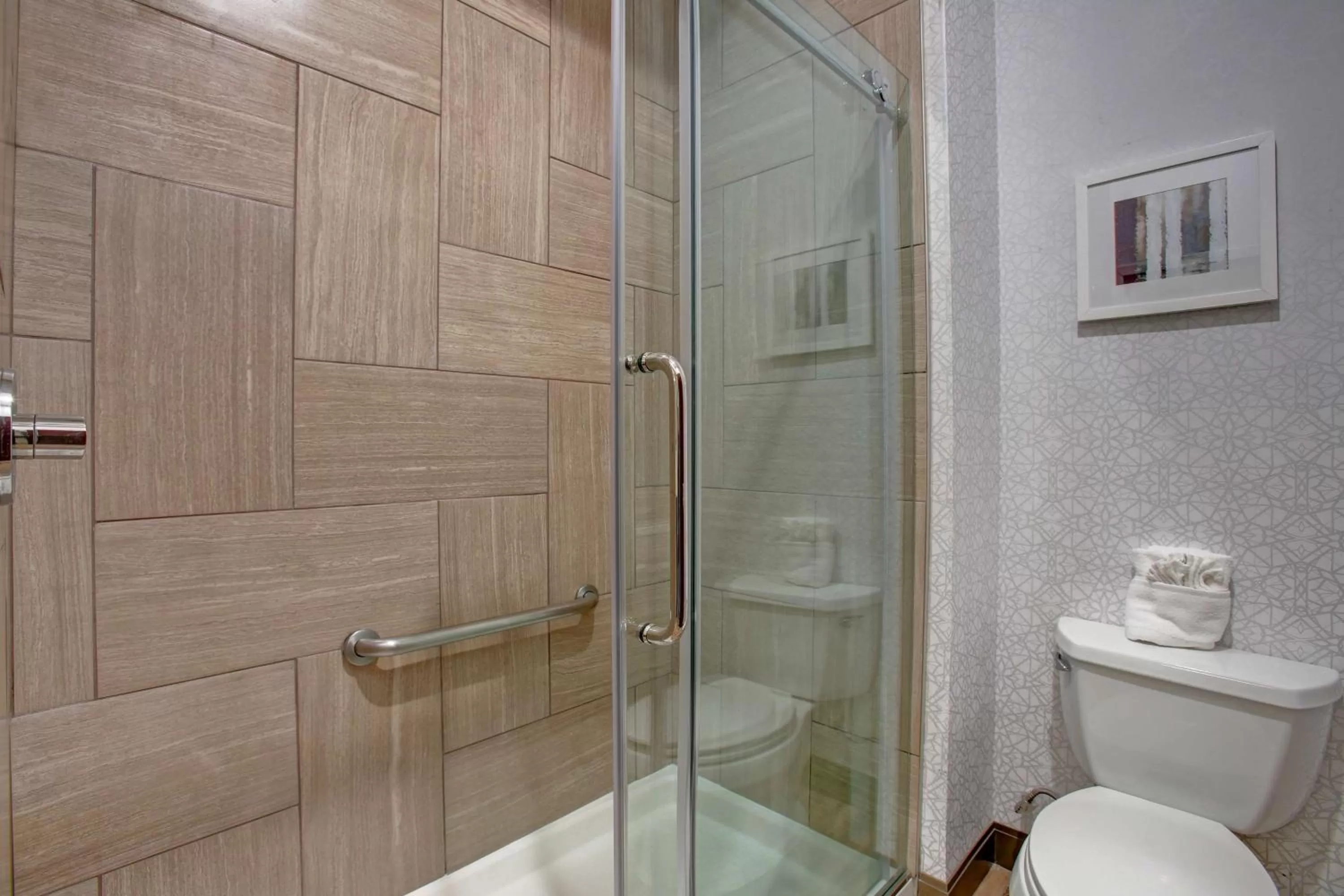 Bathroom in Hampton Inn & Suites Dallas-DeSoto