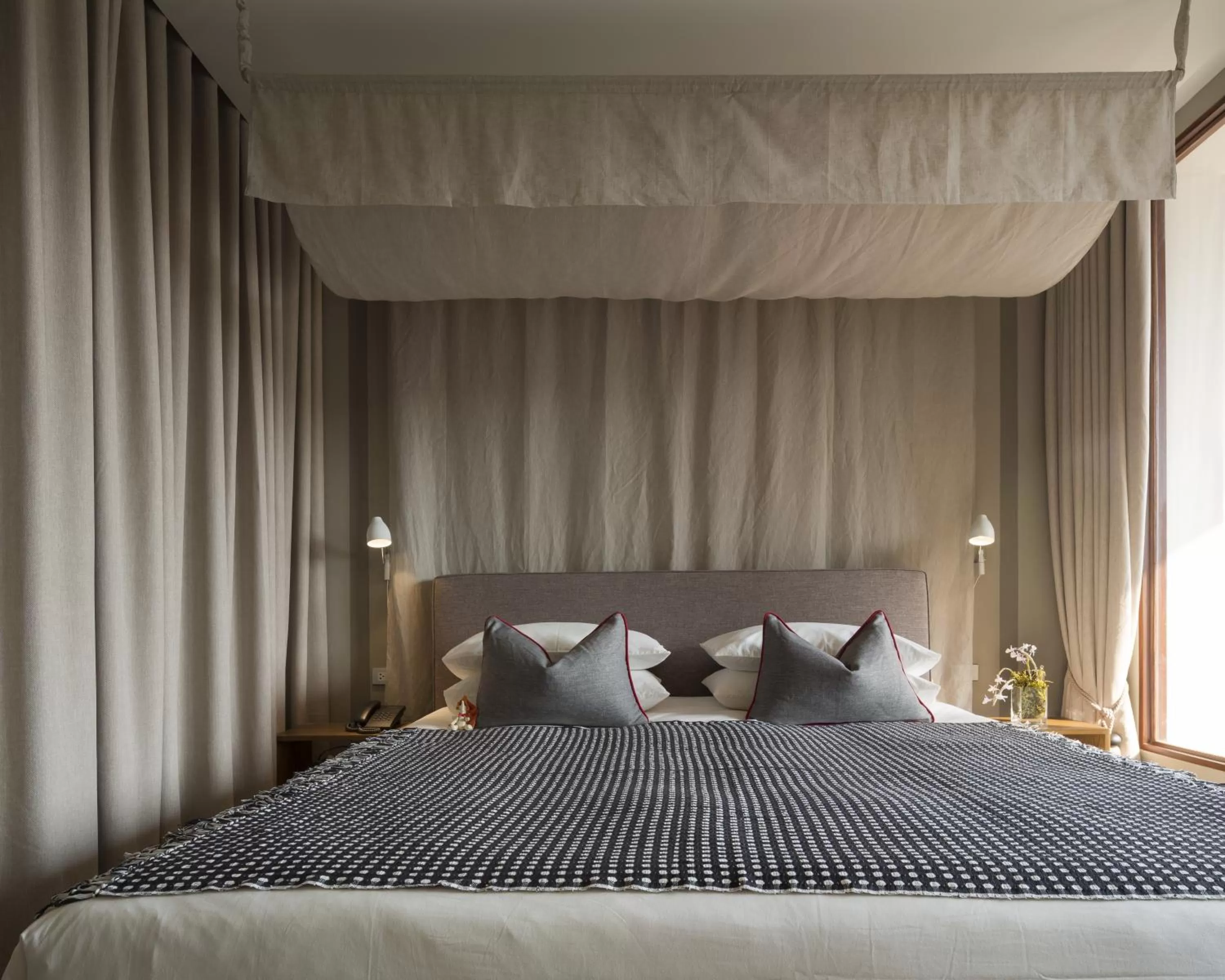 Bed in Sala Lanna Chiang Mai