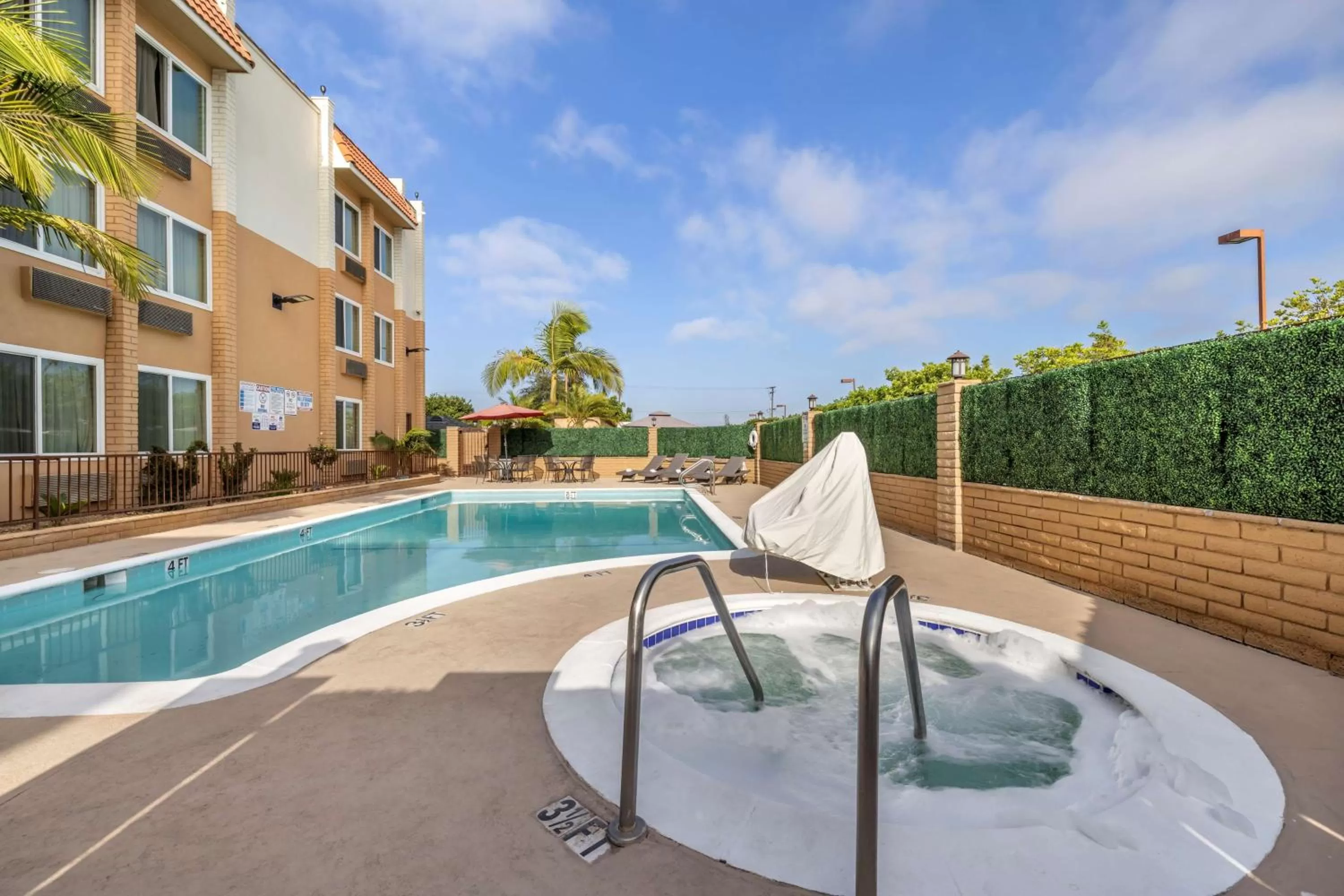 Activities in Best Western Plus South Bay Hotel