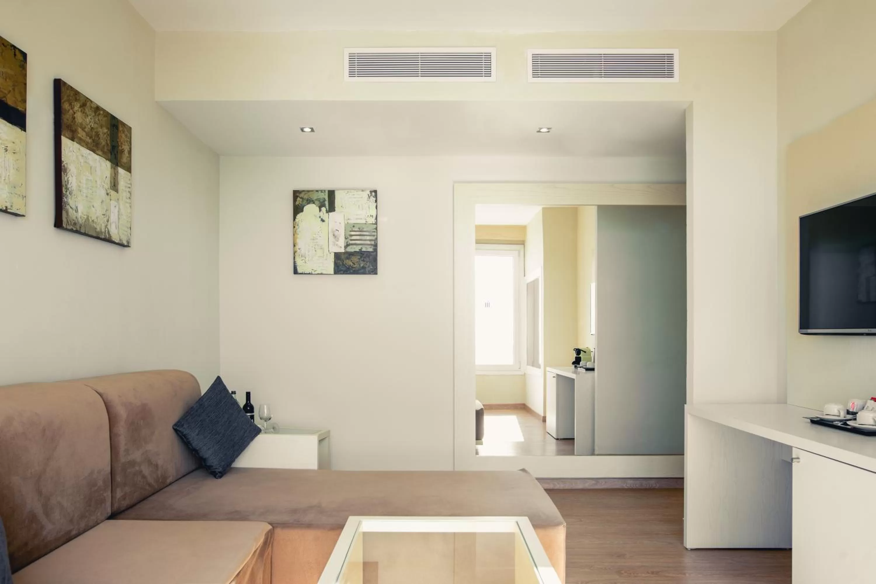 Bed in HL Suitehotel Playa del Inglés - Adults Only