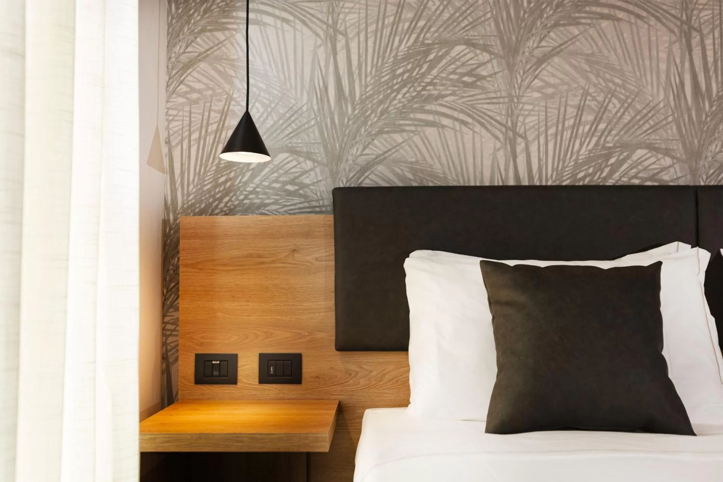 Quadruple Room with Balcony in Donna Vì Hotel Quadruple Room with Balcony in Donna Vì Hotel