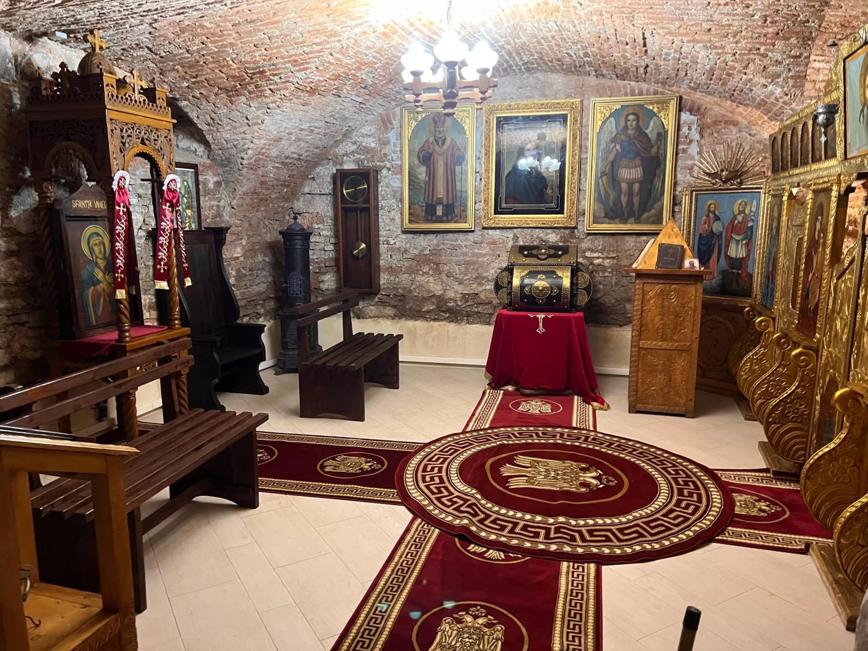 Seating area in Armenopolis - Adults Only