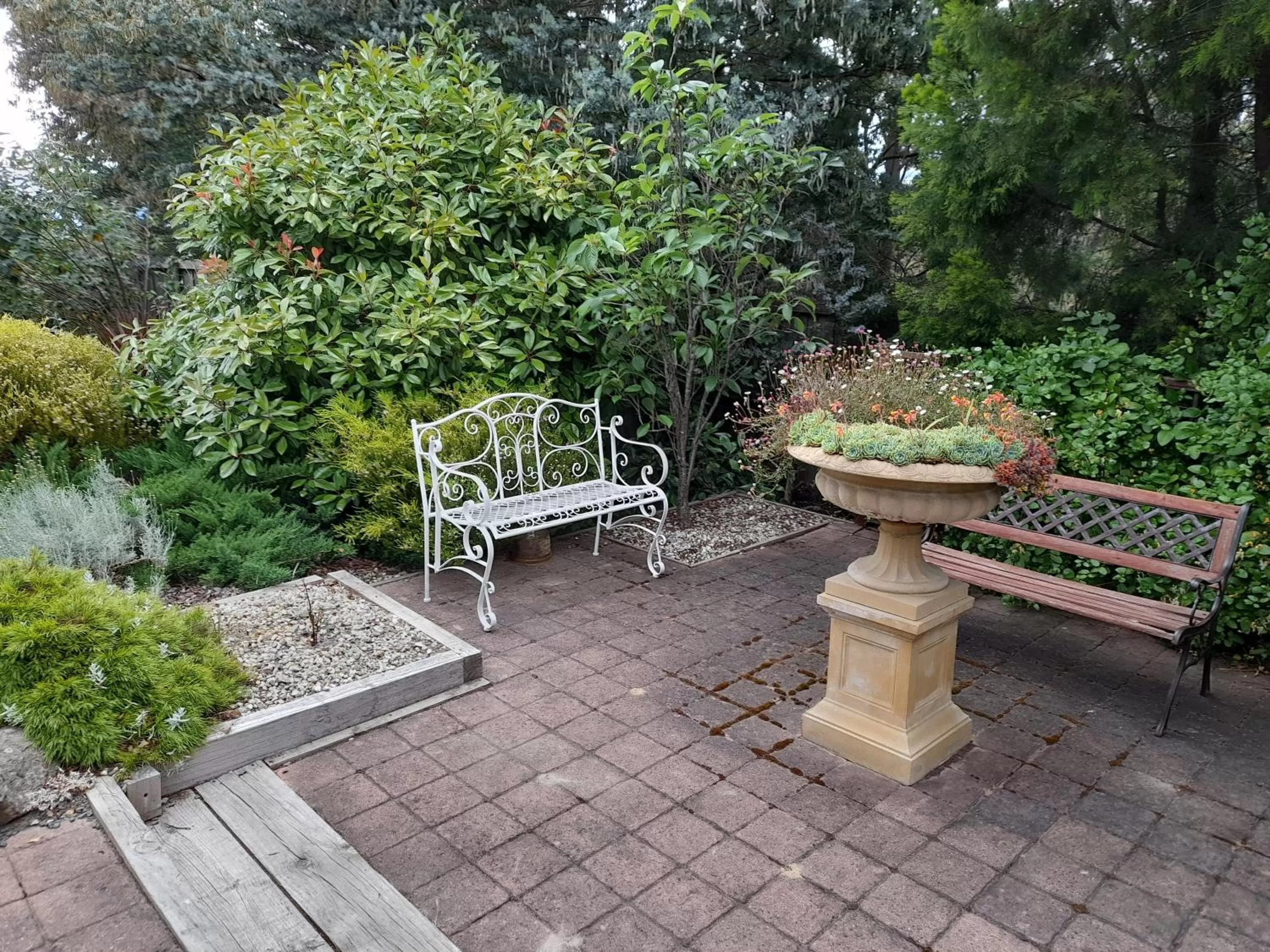 Hillside Bed and Breakfast