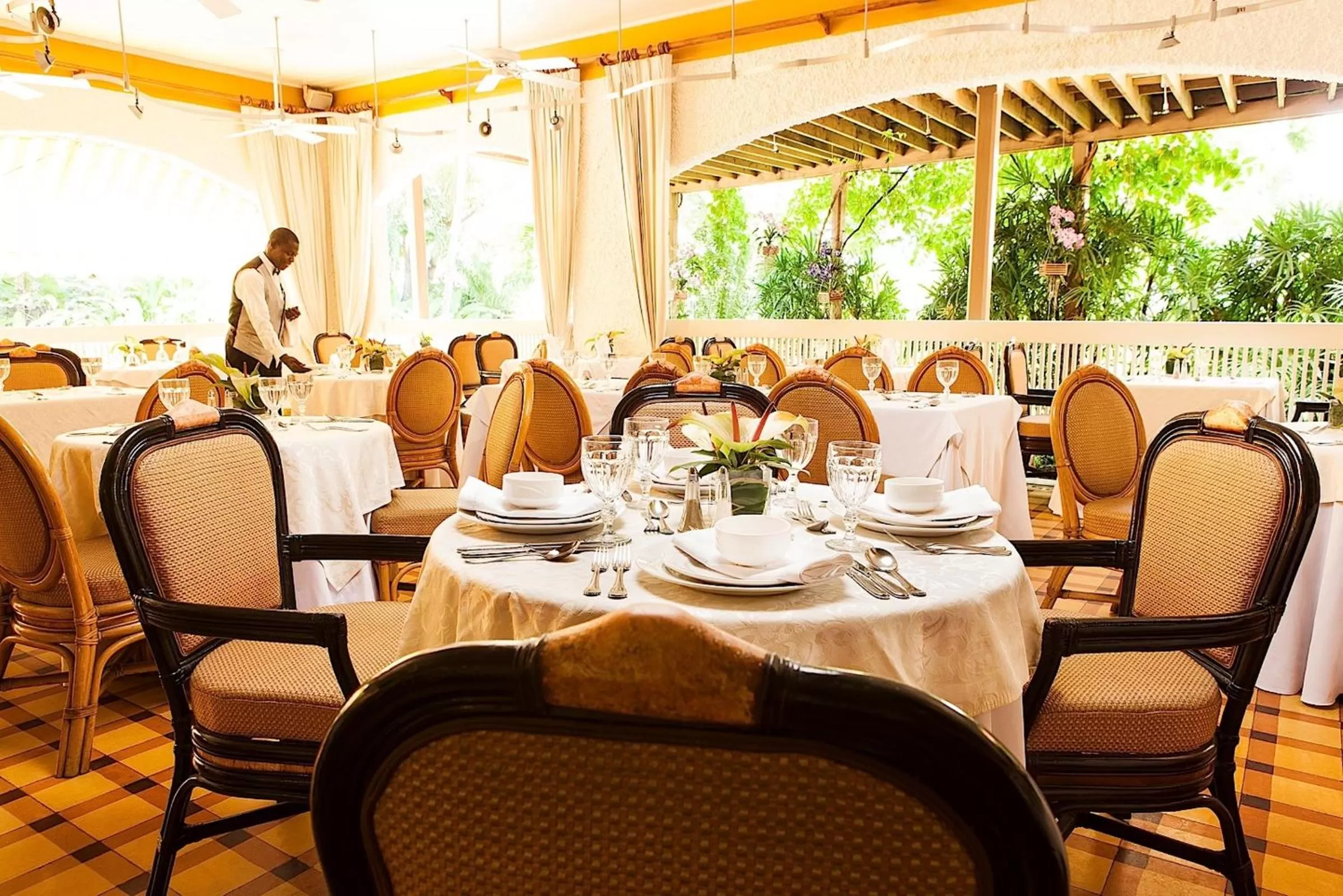 Restaurant/places to eat in Terra Nova, BW Premier Collection