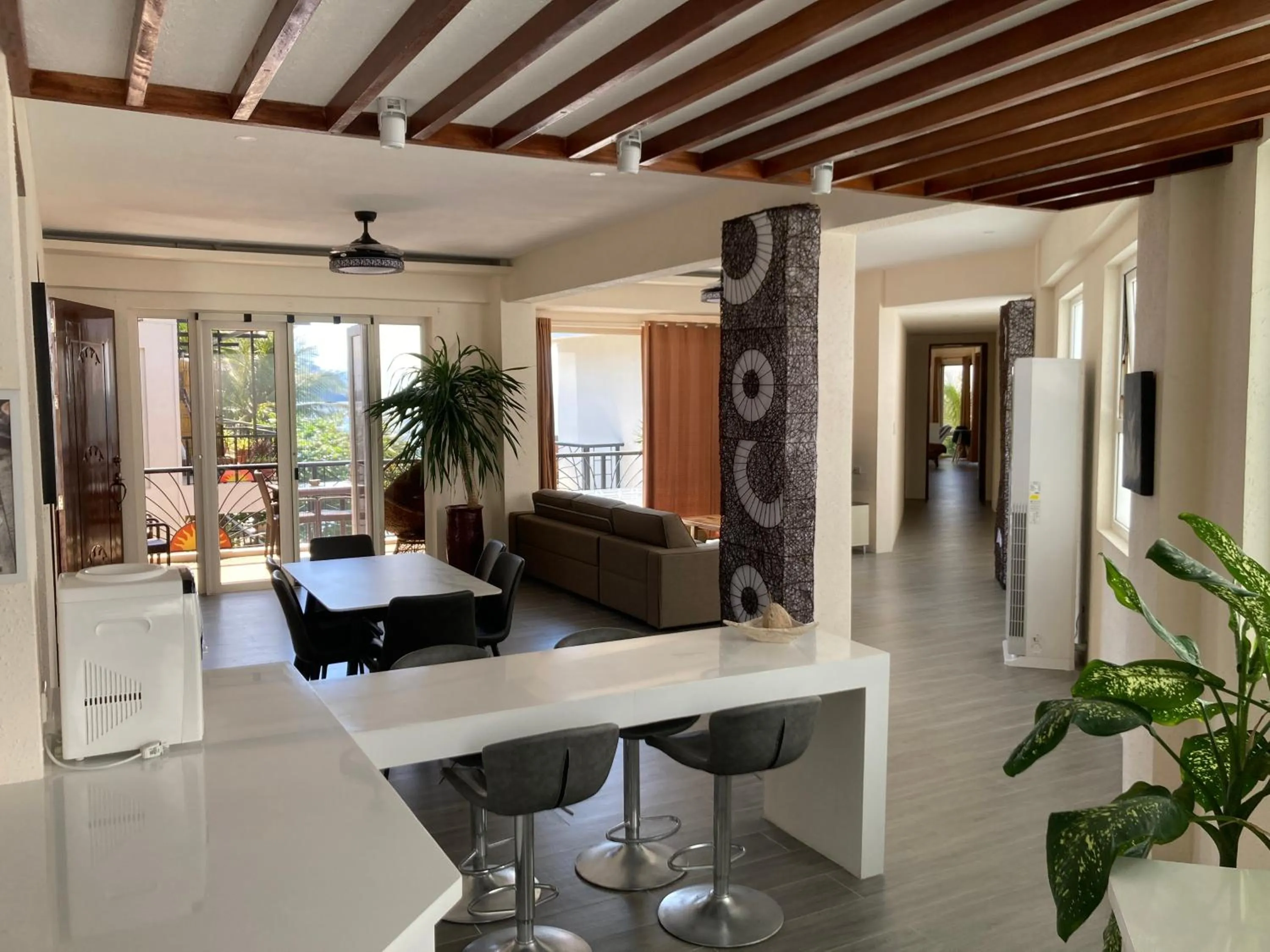 Kitchen or kitchenette in Sunset At Aninuan Beach Resort