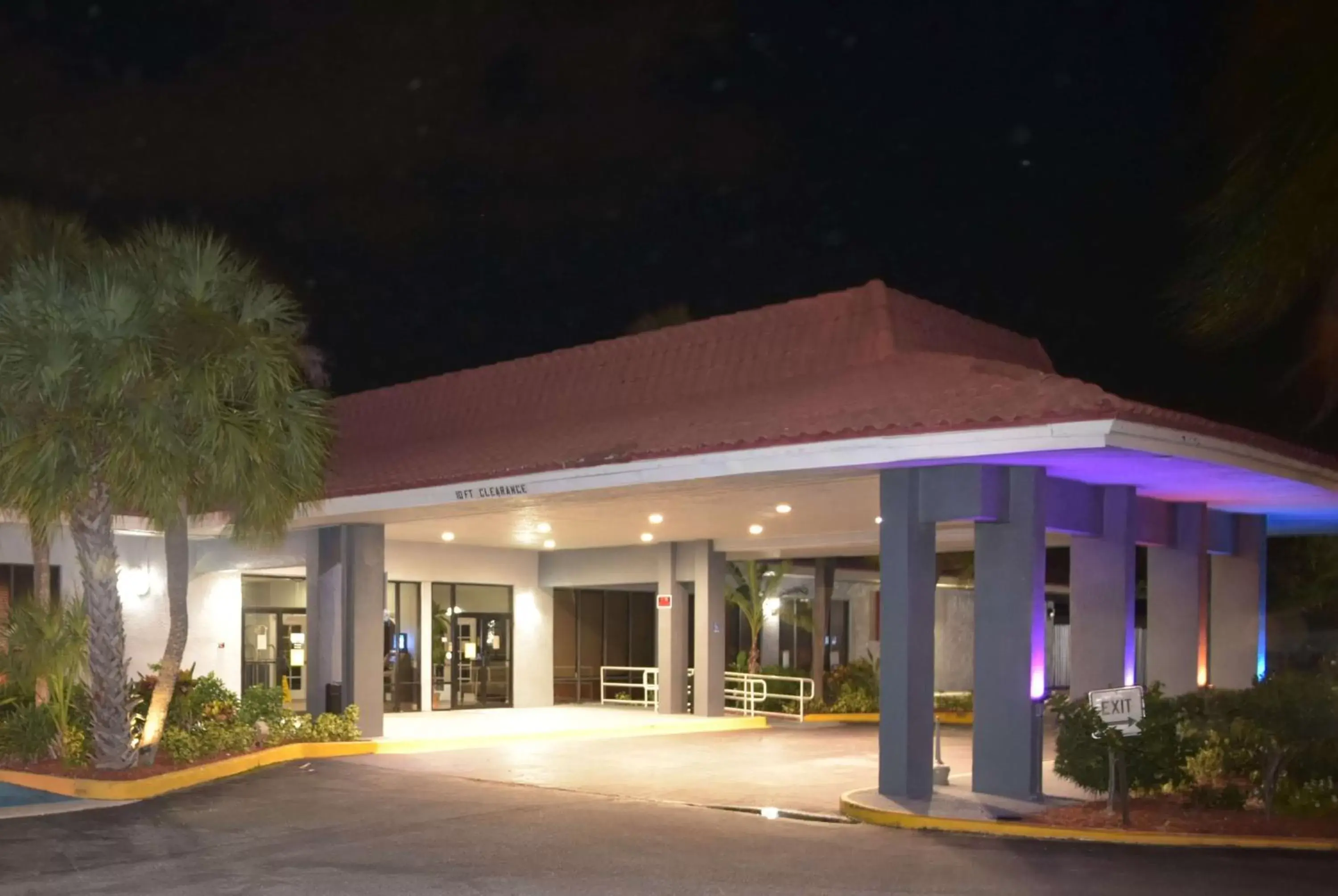 Days Inn by Wyndham Stuart Days Inn by Wyndham Stuart