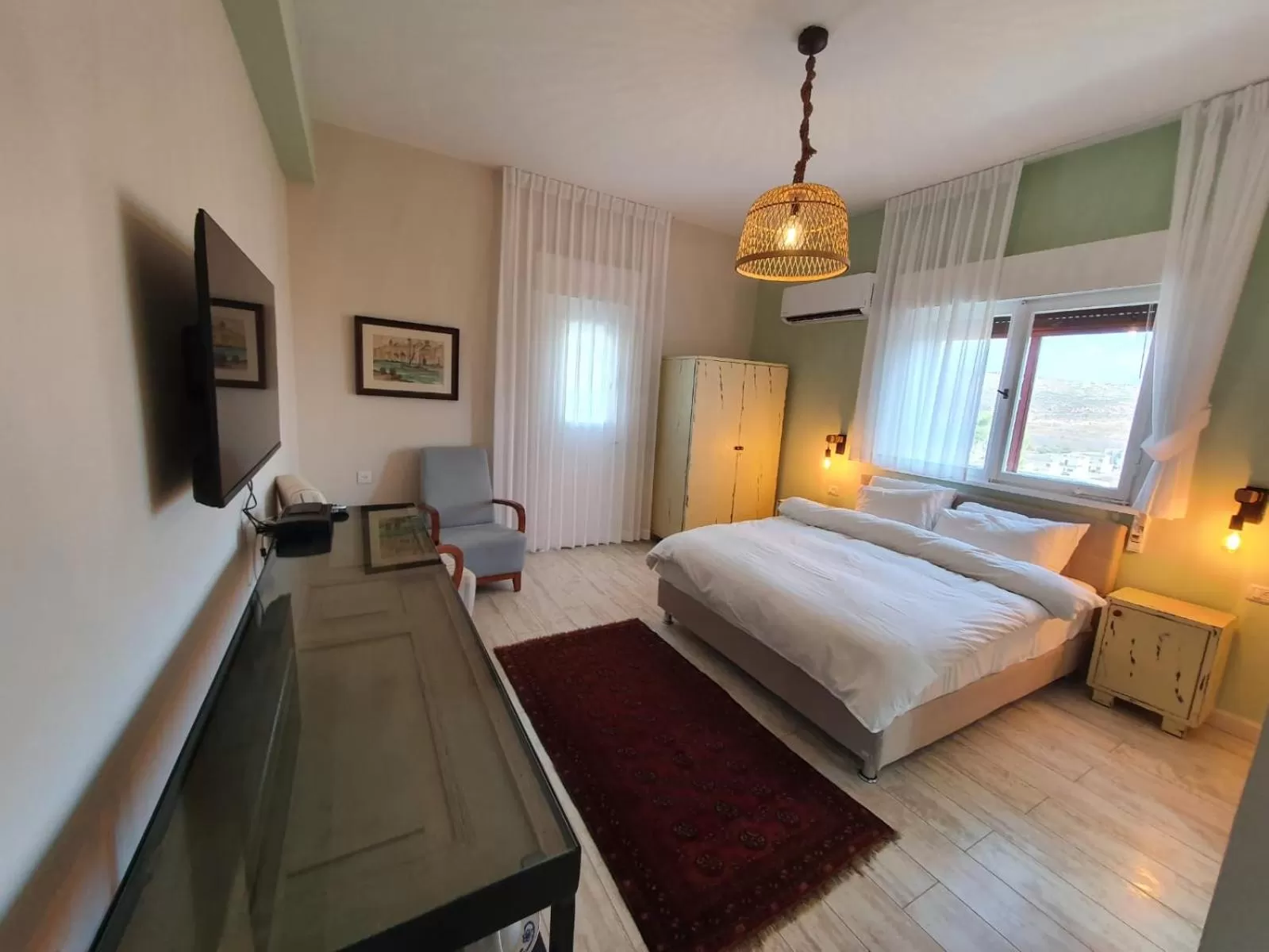 Bed in Lishansky Since 1936