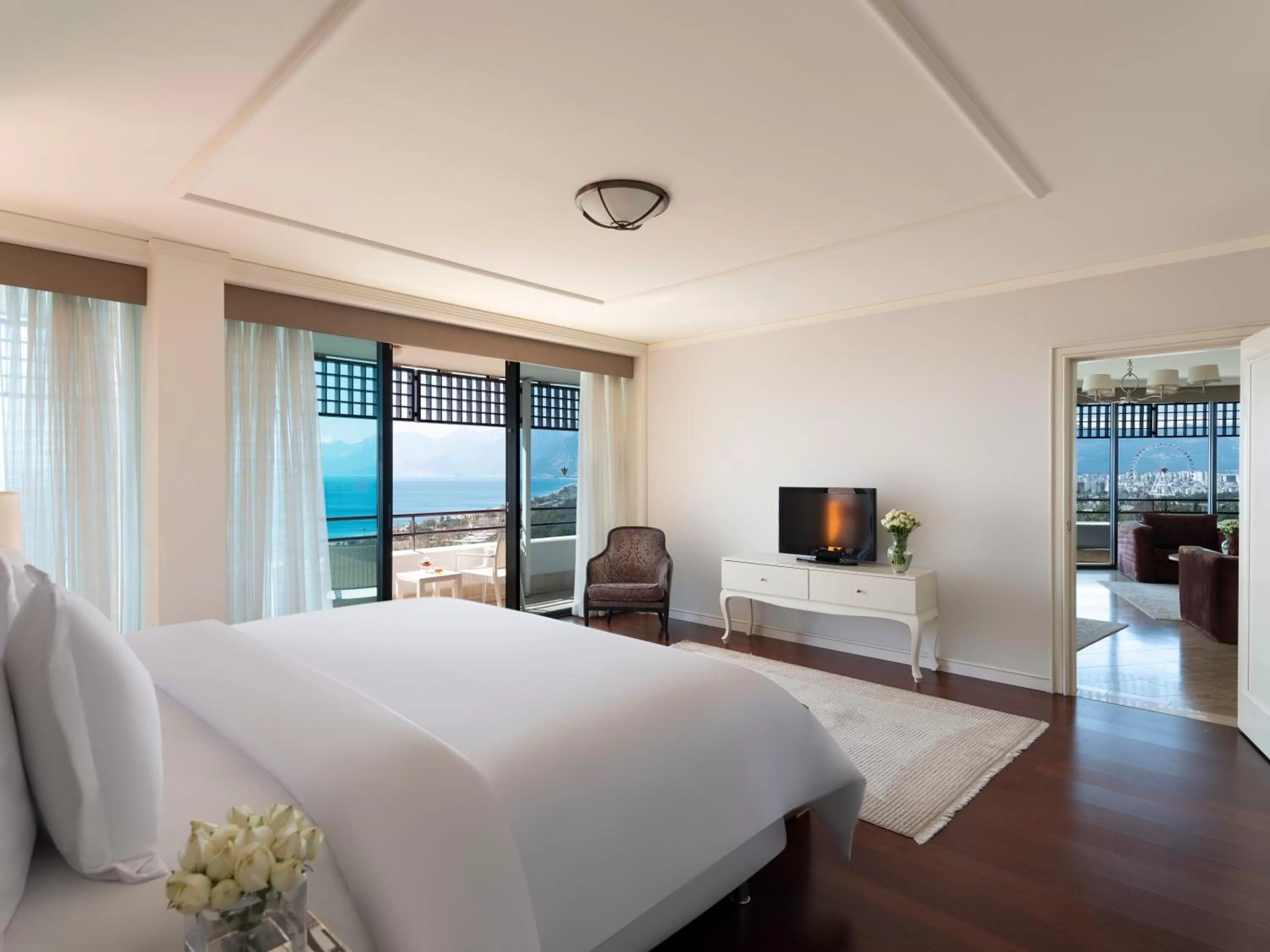 Bathroom, Bed in Rixos Downtown Antalya - The Land Of Legends Access