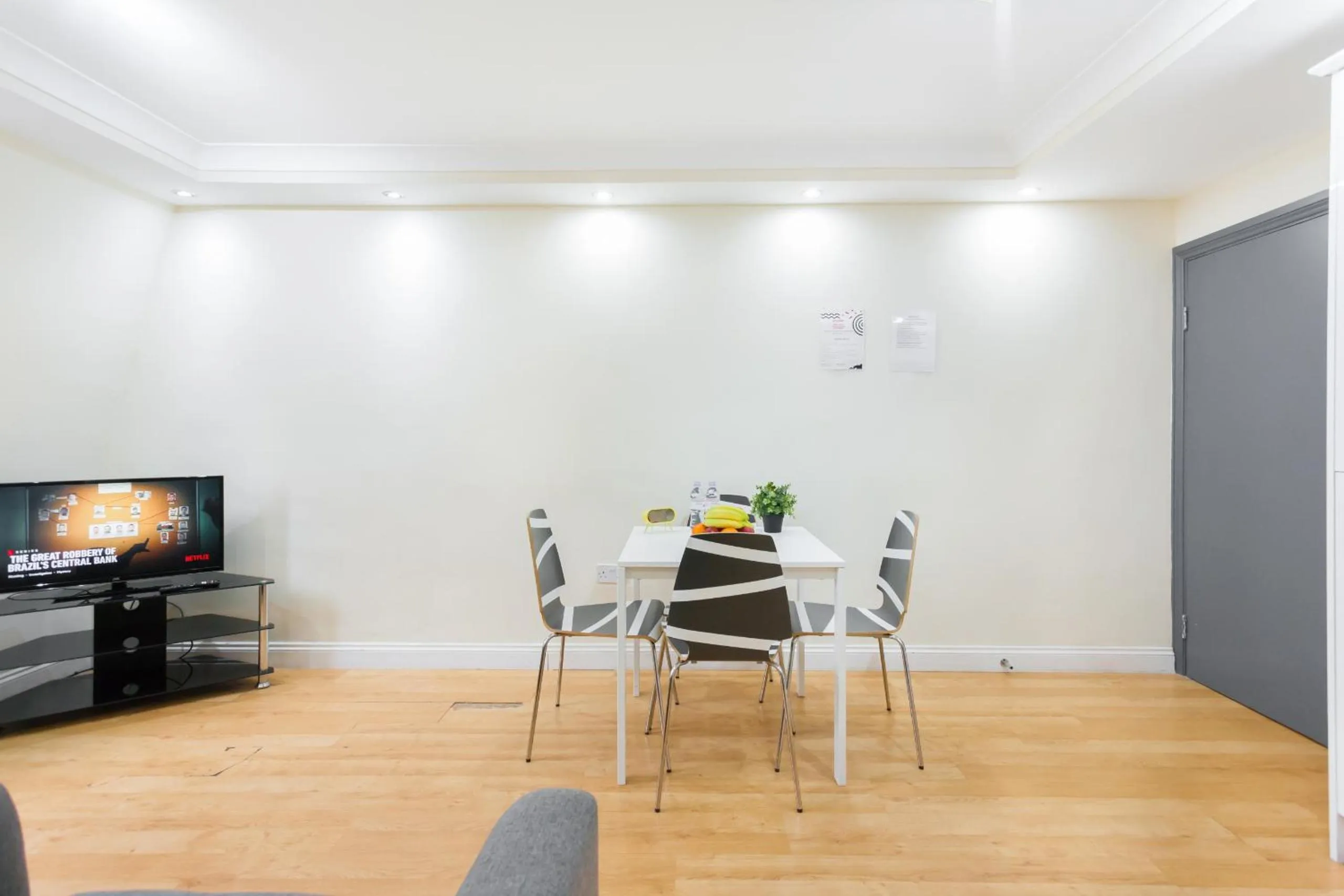 Dining area in Kings Cross Prime Stay Apartments
