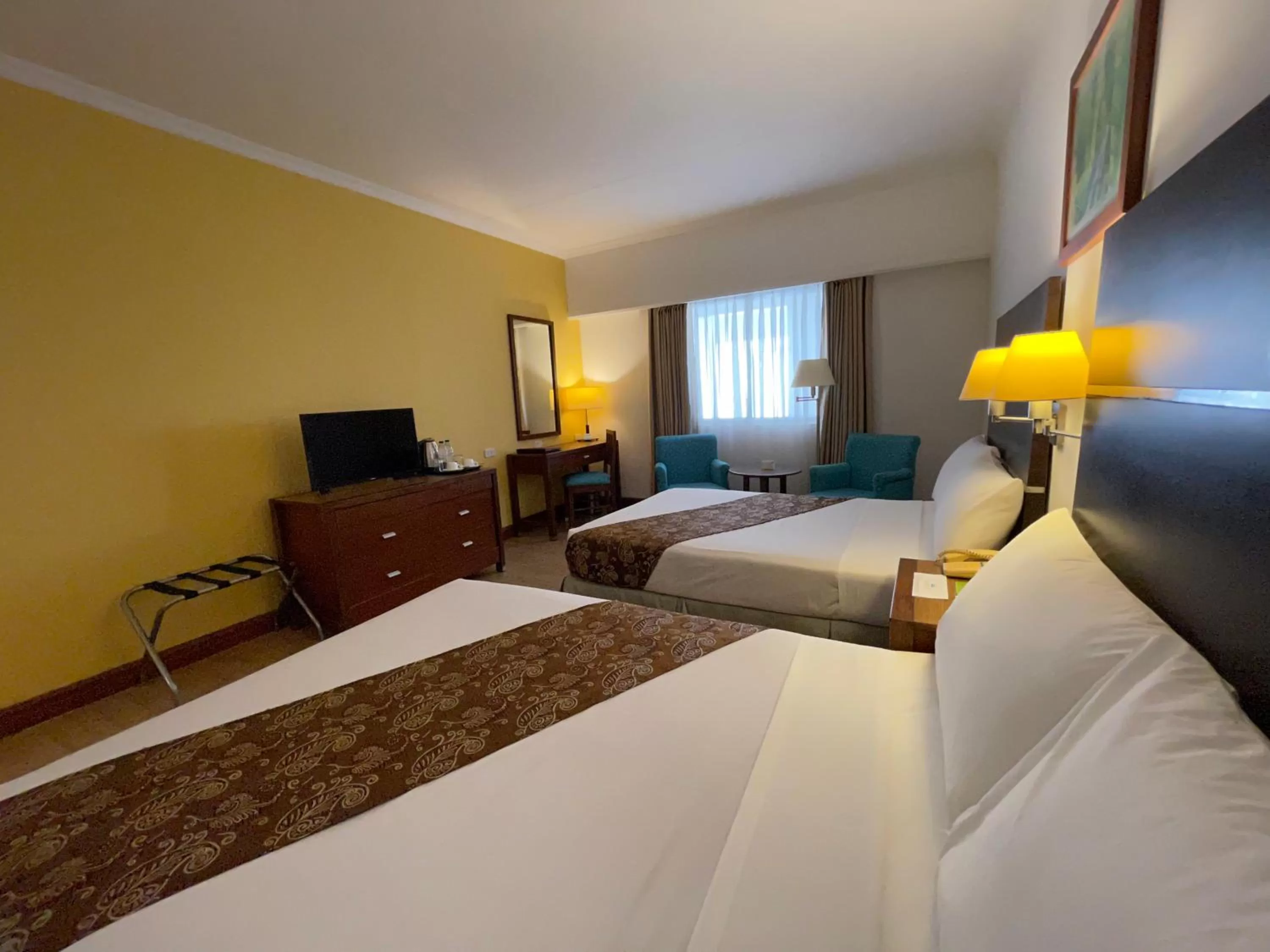 Bed in Days Hotel by Wyndham Iloilo