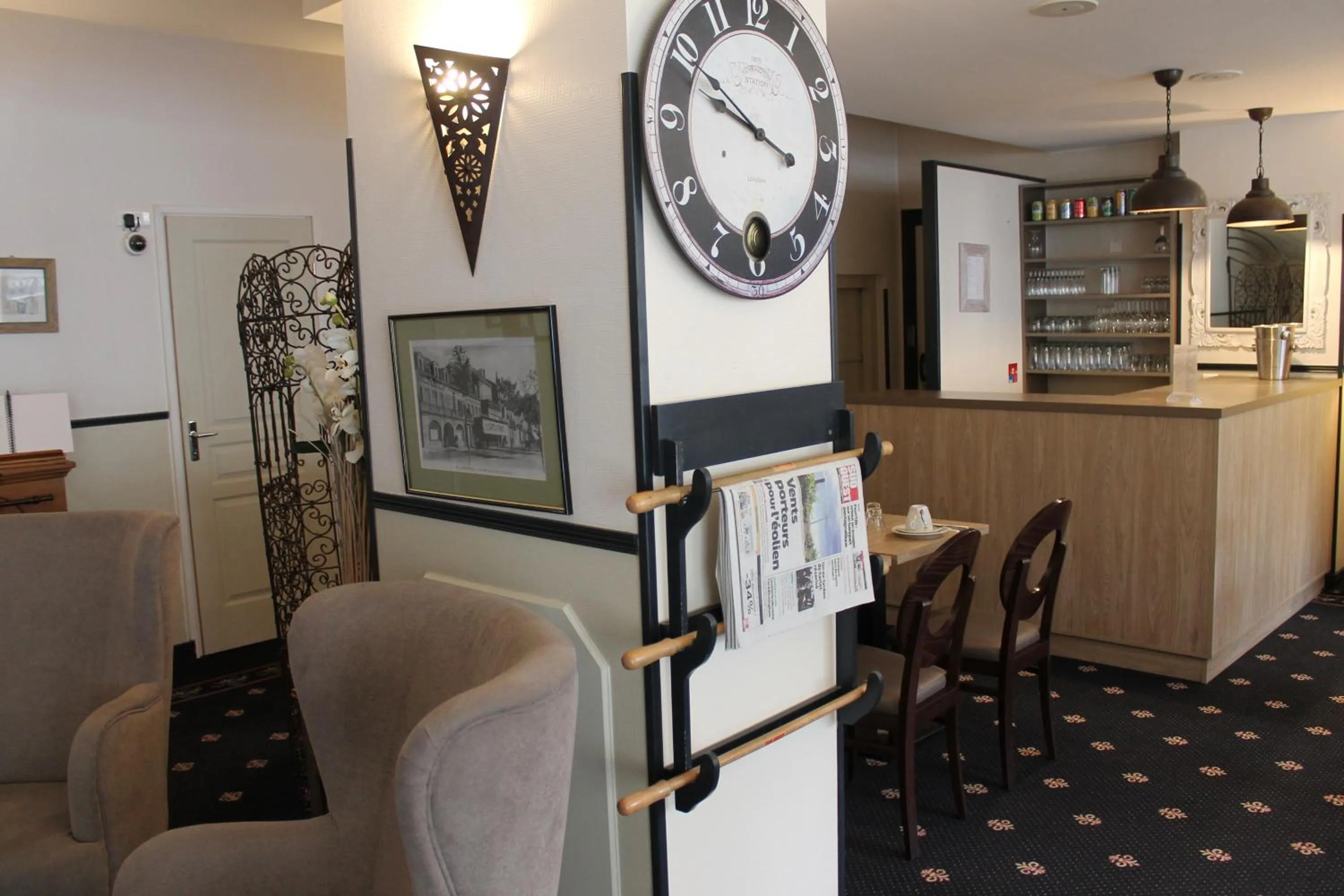 Lobby or reception in Hotel de France