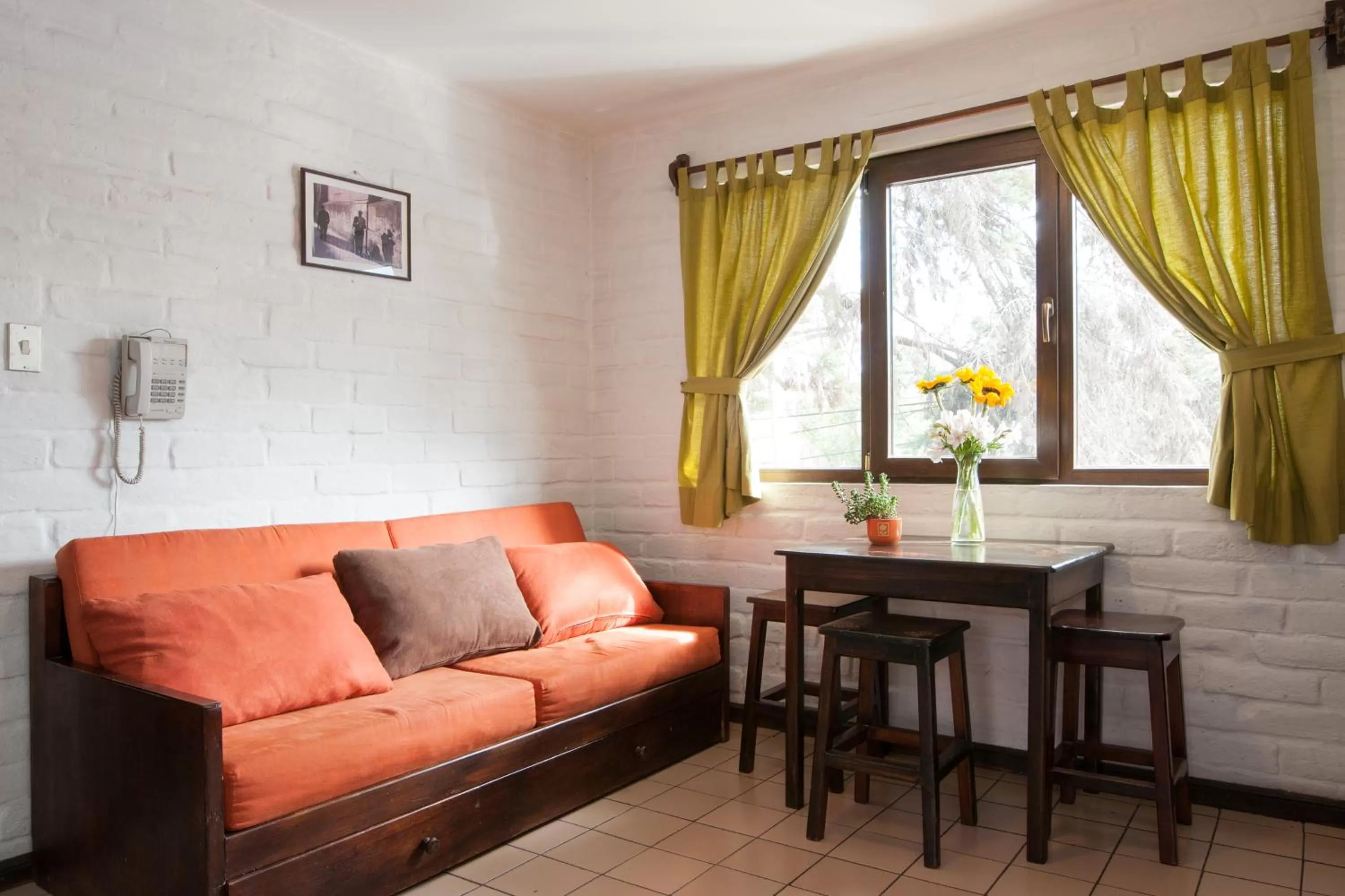 Living room, Seating Area in Apartamentos Otorongo Cuenca Ecuador