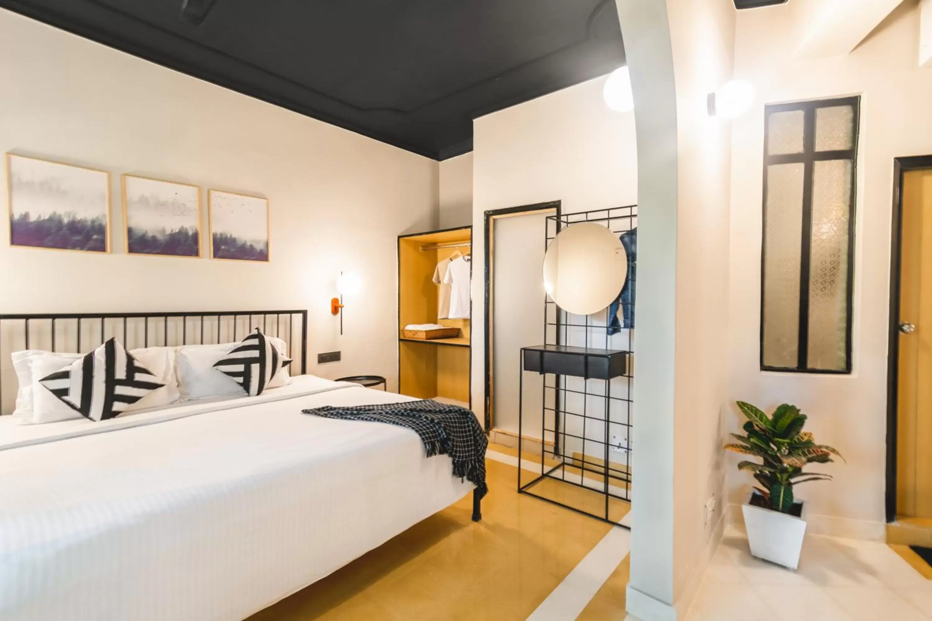 King Suite in LetsBunk Poshtel & Suites King Suite in LetsBunk Poshtel & Suites