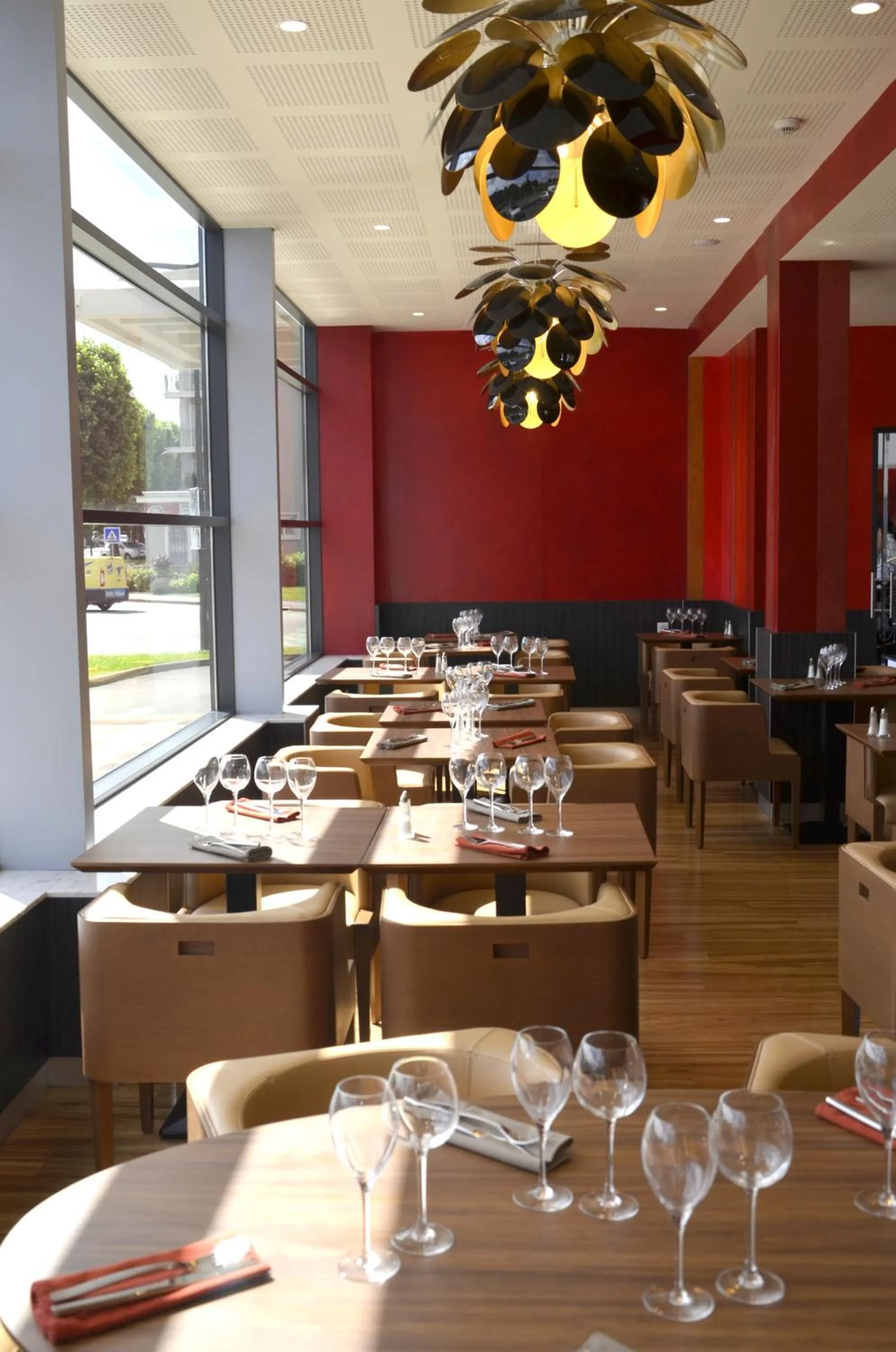 Restaurant/places to eat in Le Grand Hotel