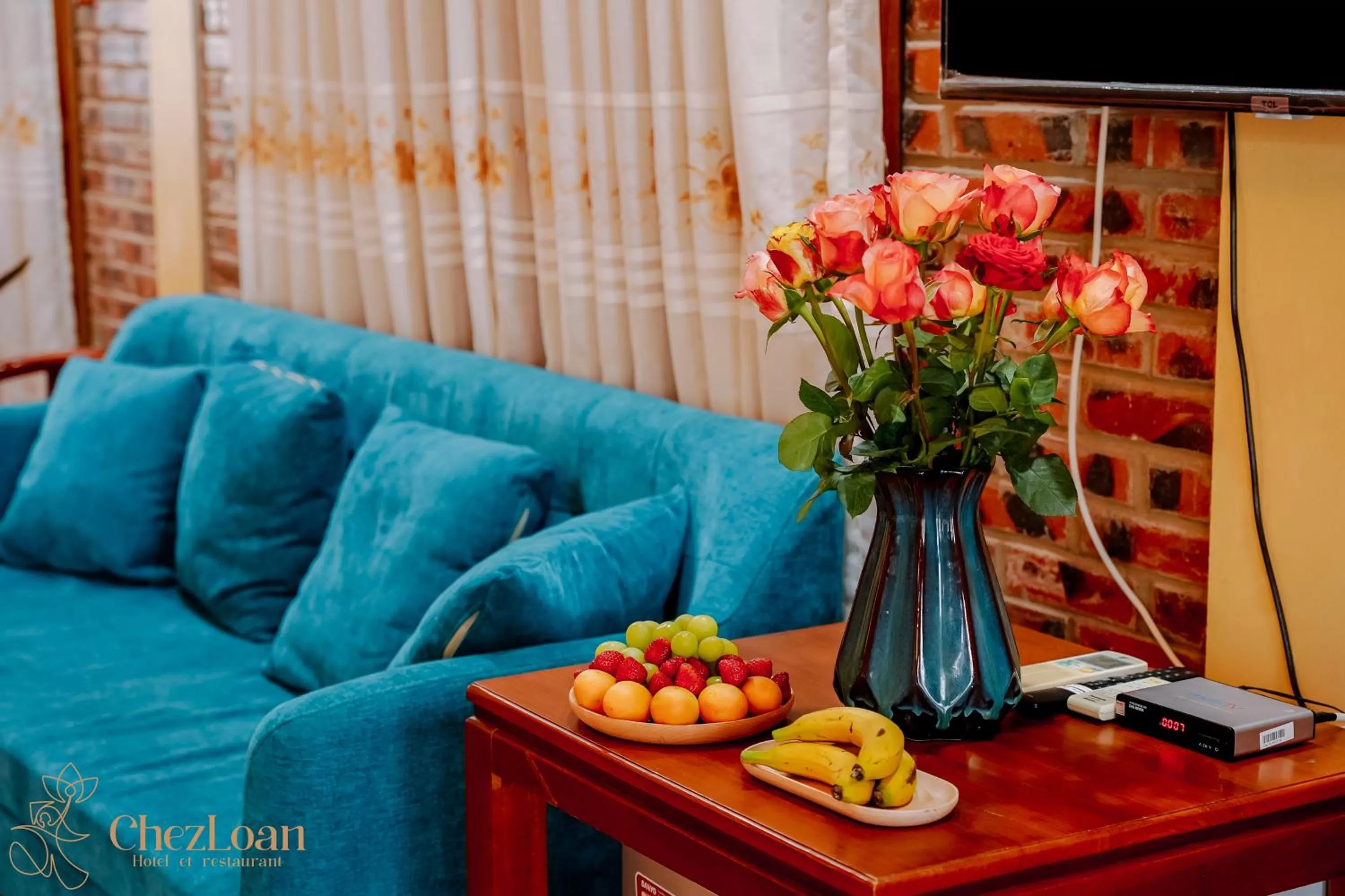 Seating area in Chez Loan Hotel