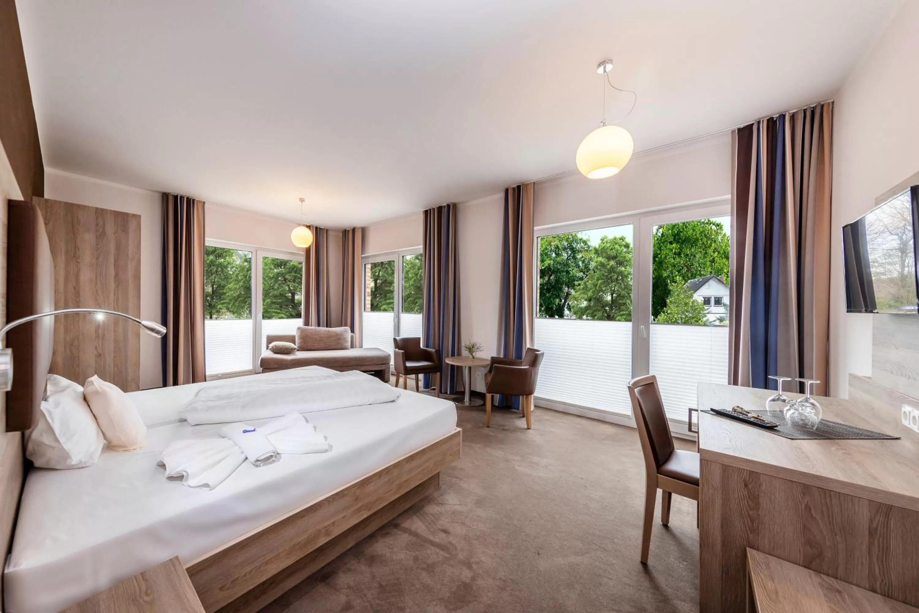 Photo of the whole room, Bed in Hotel zur Ostsee