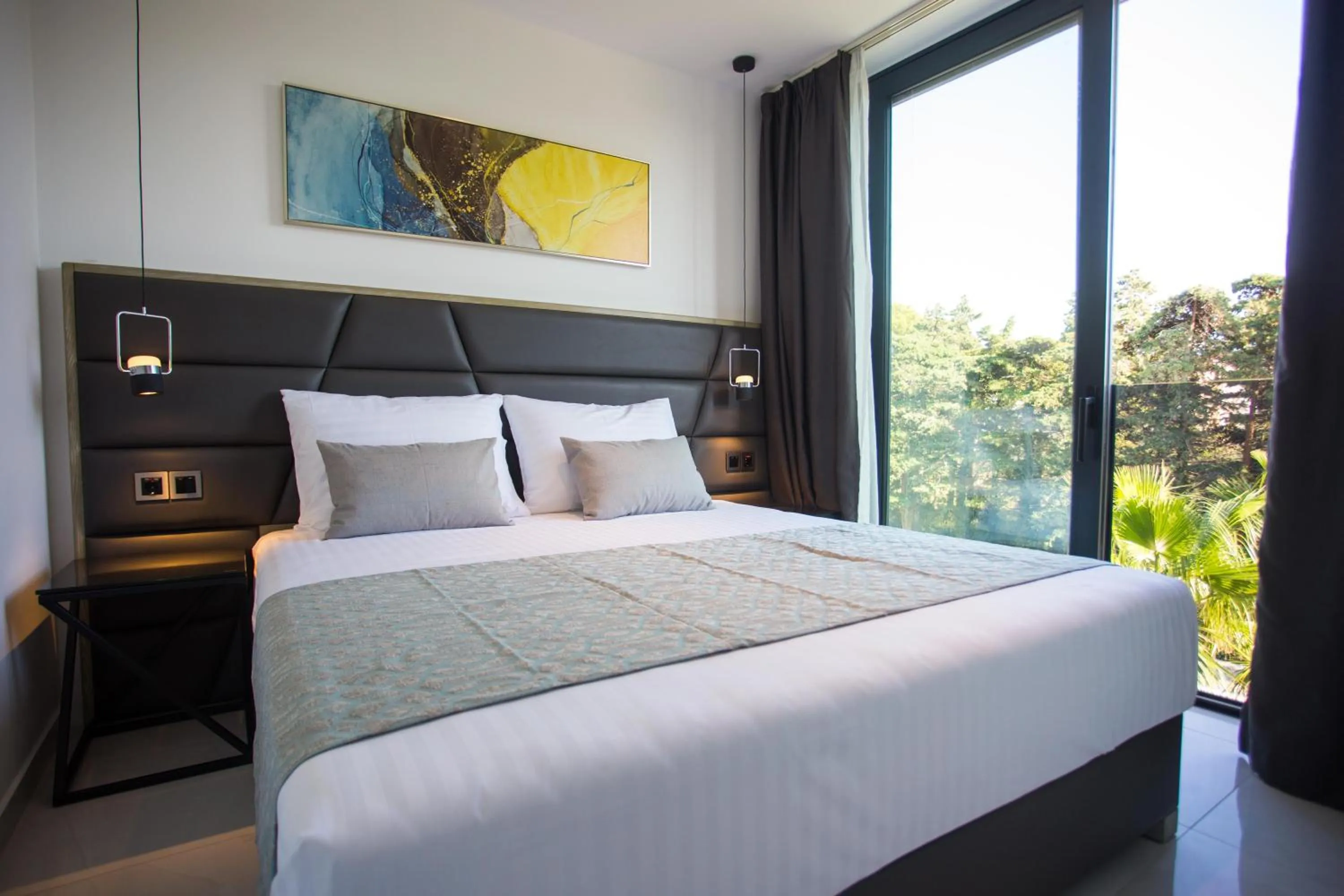 Bed in LIBERTY PLAZA