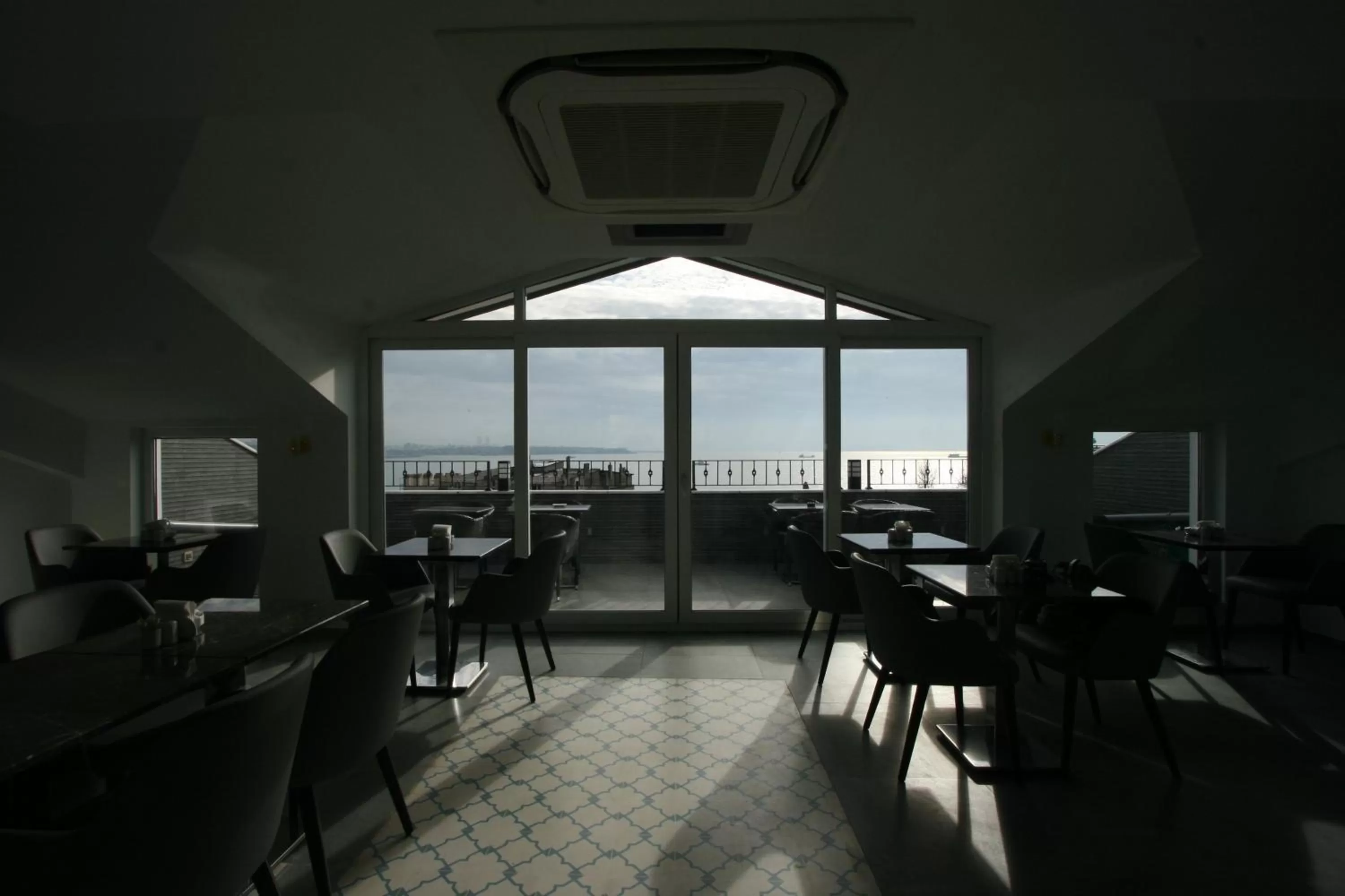 Breakfast, Restaurant/Places to Eat in Ligos