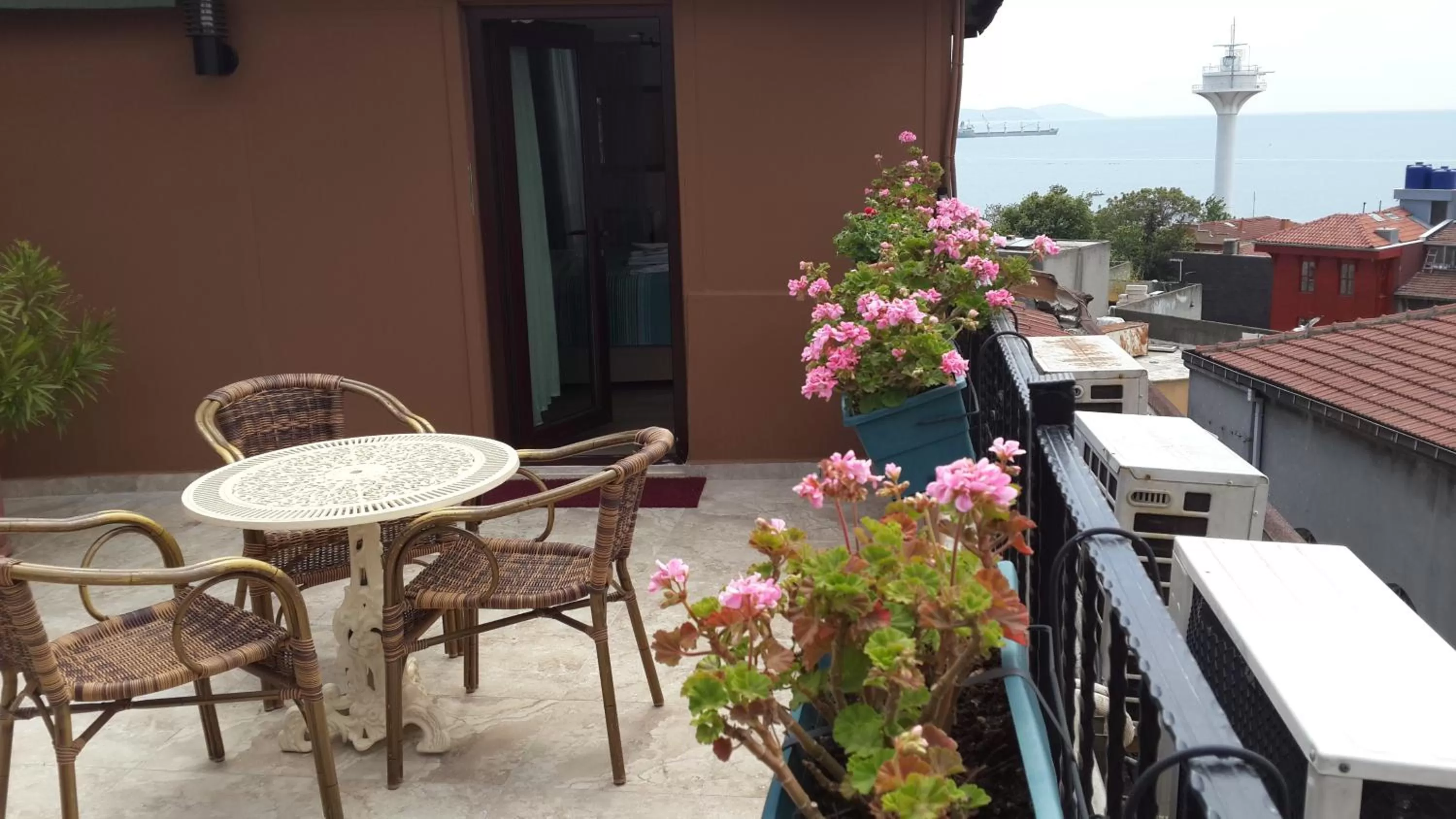 Balcony/Terrace in Hotel Tashkonak Istanbul