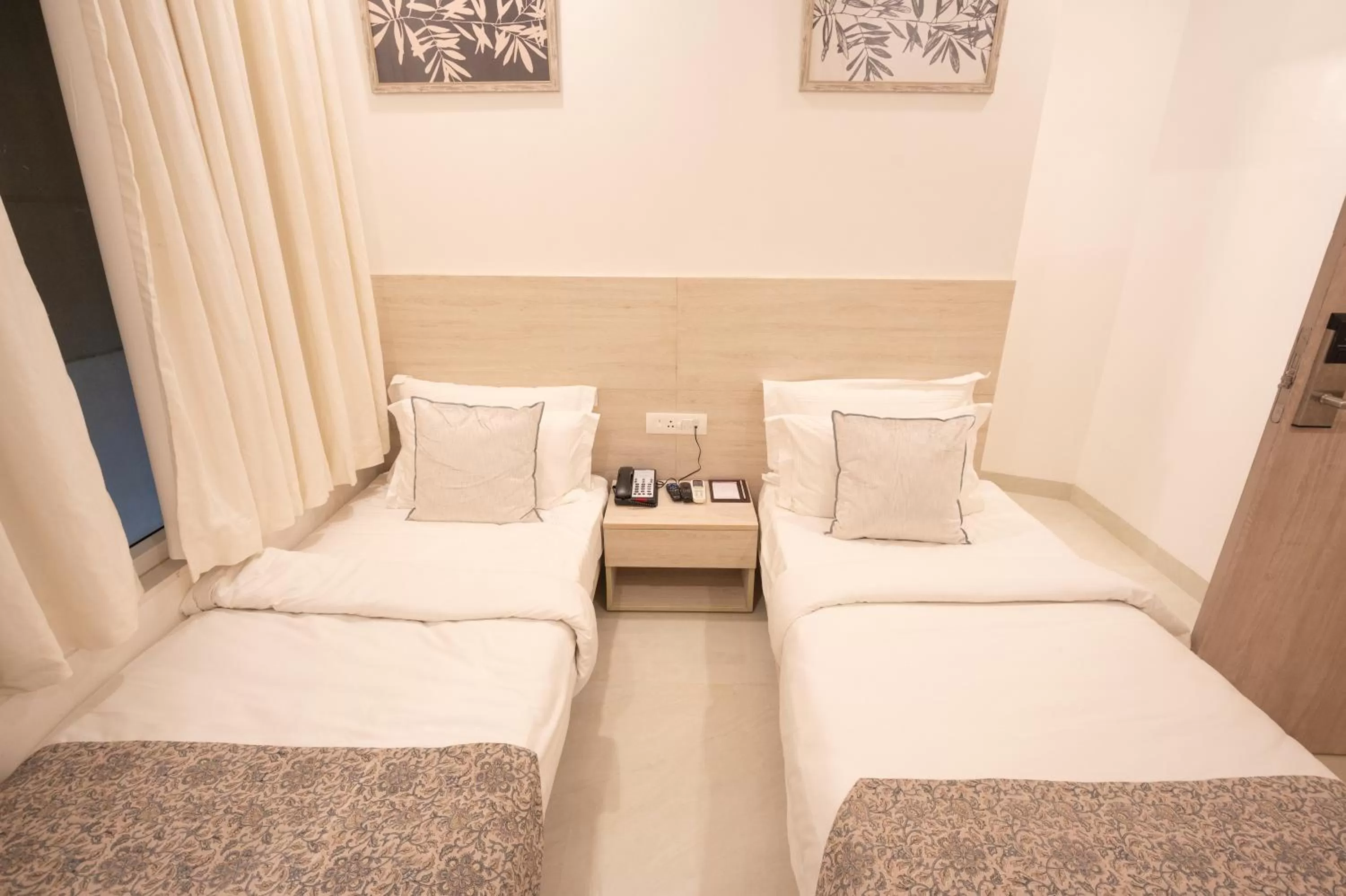 Bed in Terrakotta Rishikesh