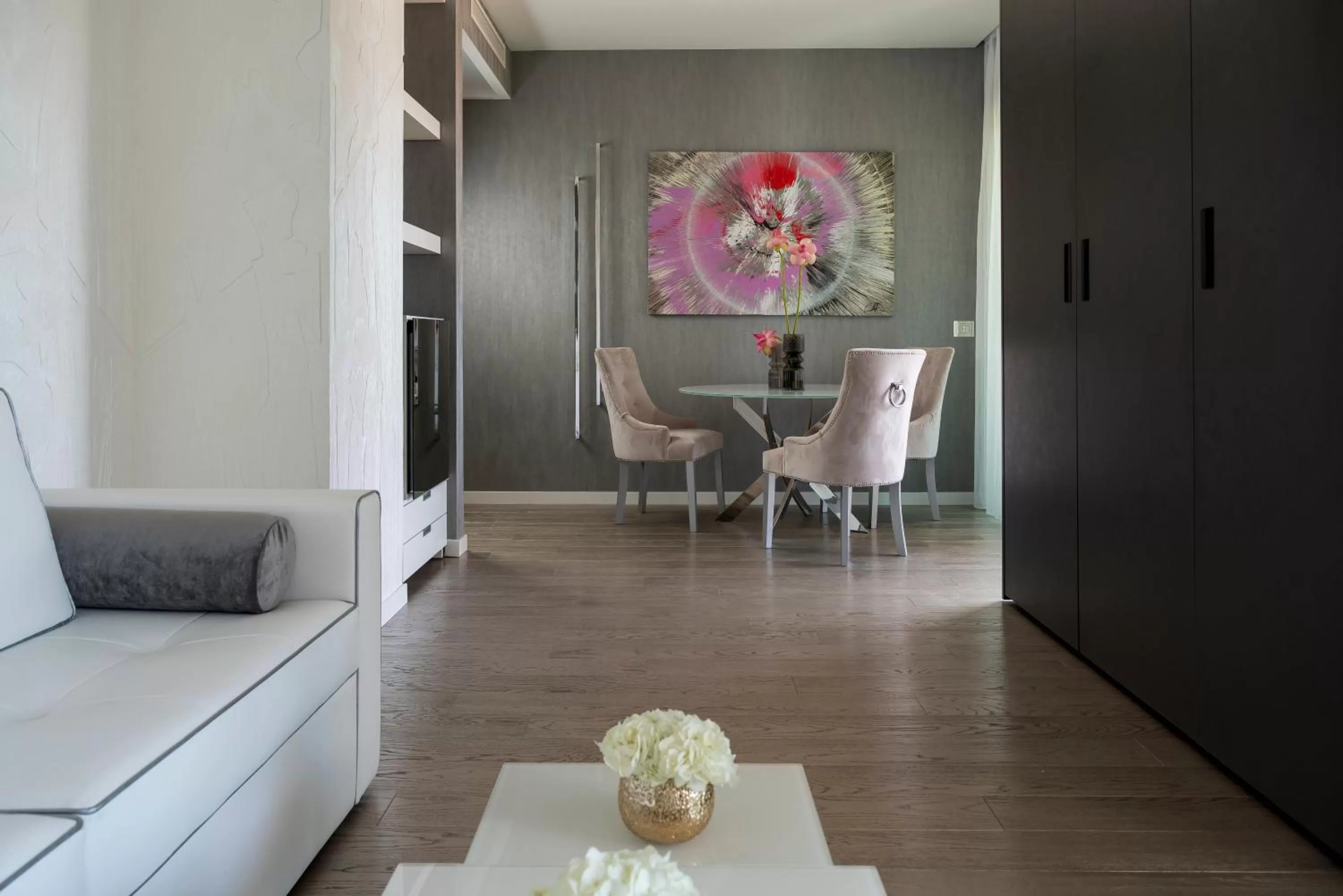 Coffee/tea facilities in The Promenade Luxury Wellness Hotel