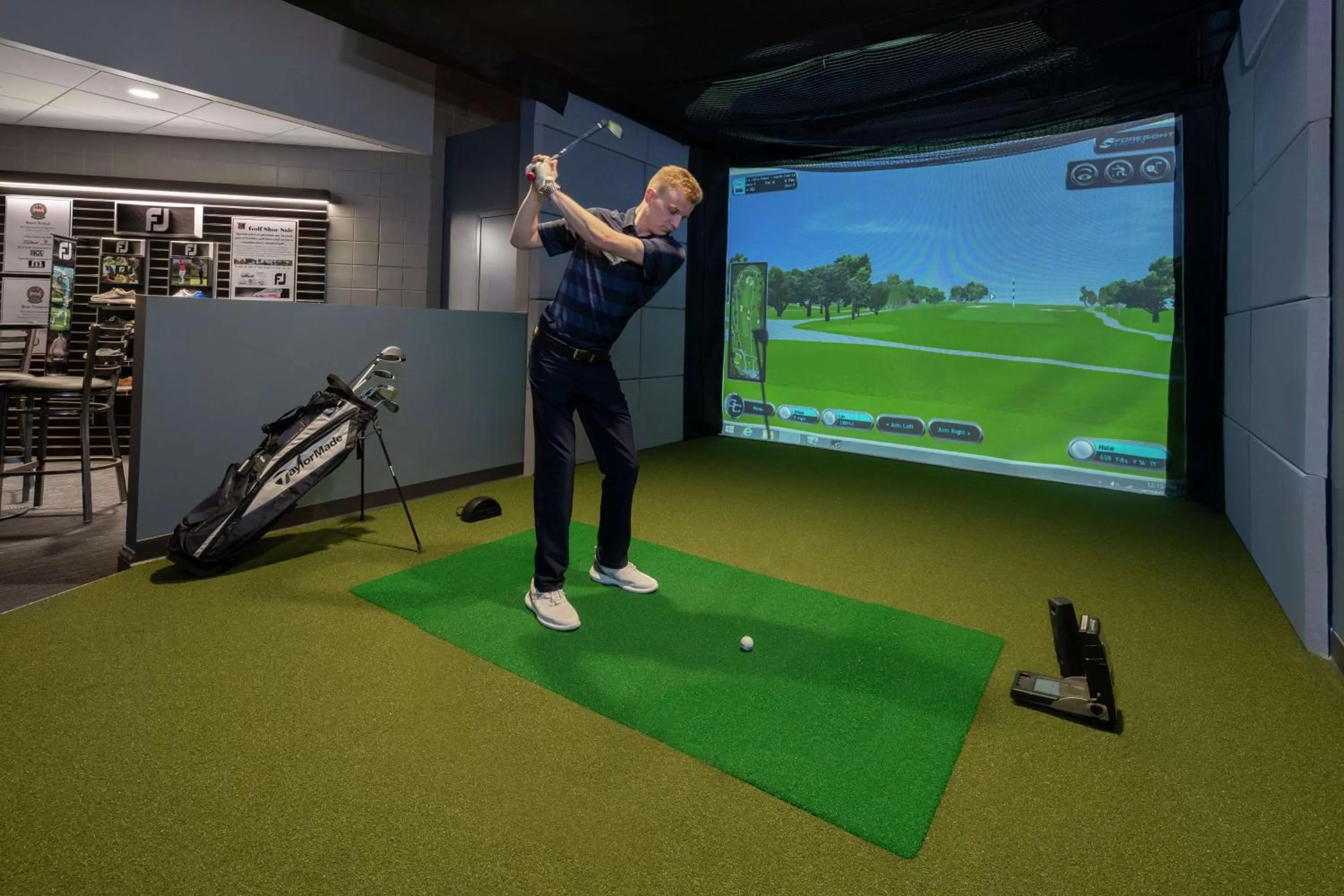 Sports in Hilton Chicago Oak Brook Hills Resort & Conference Center