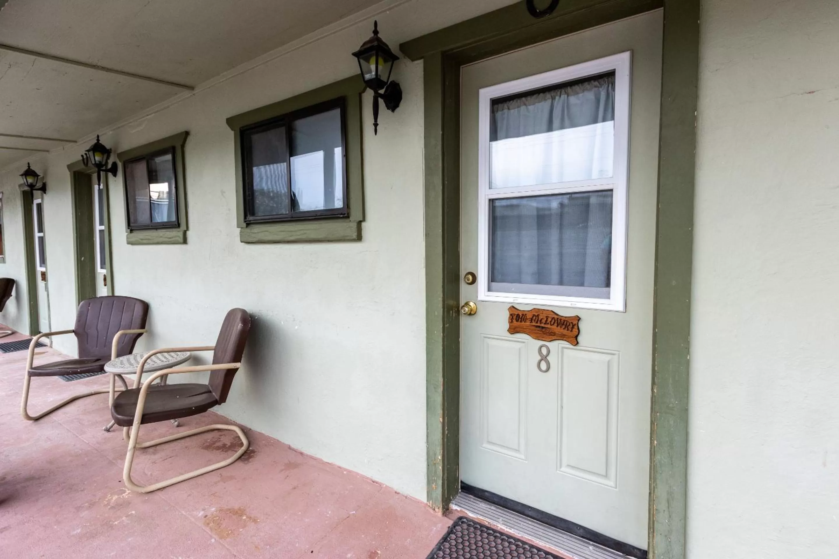 Property building in Sagebrush Inn