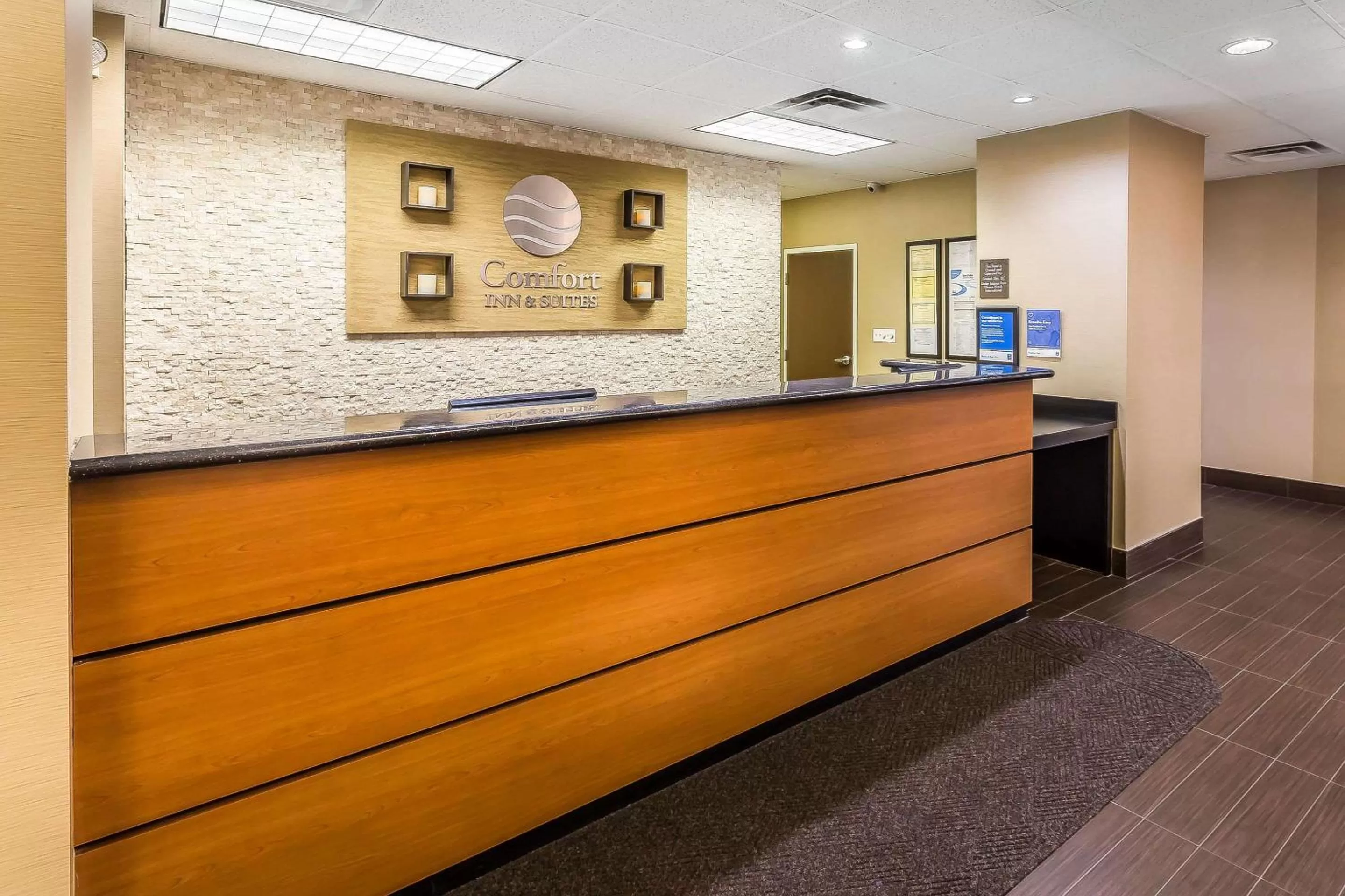 Lobby or reception in Comfort Inn & Suites Dalton West