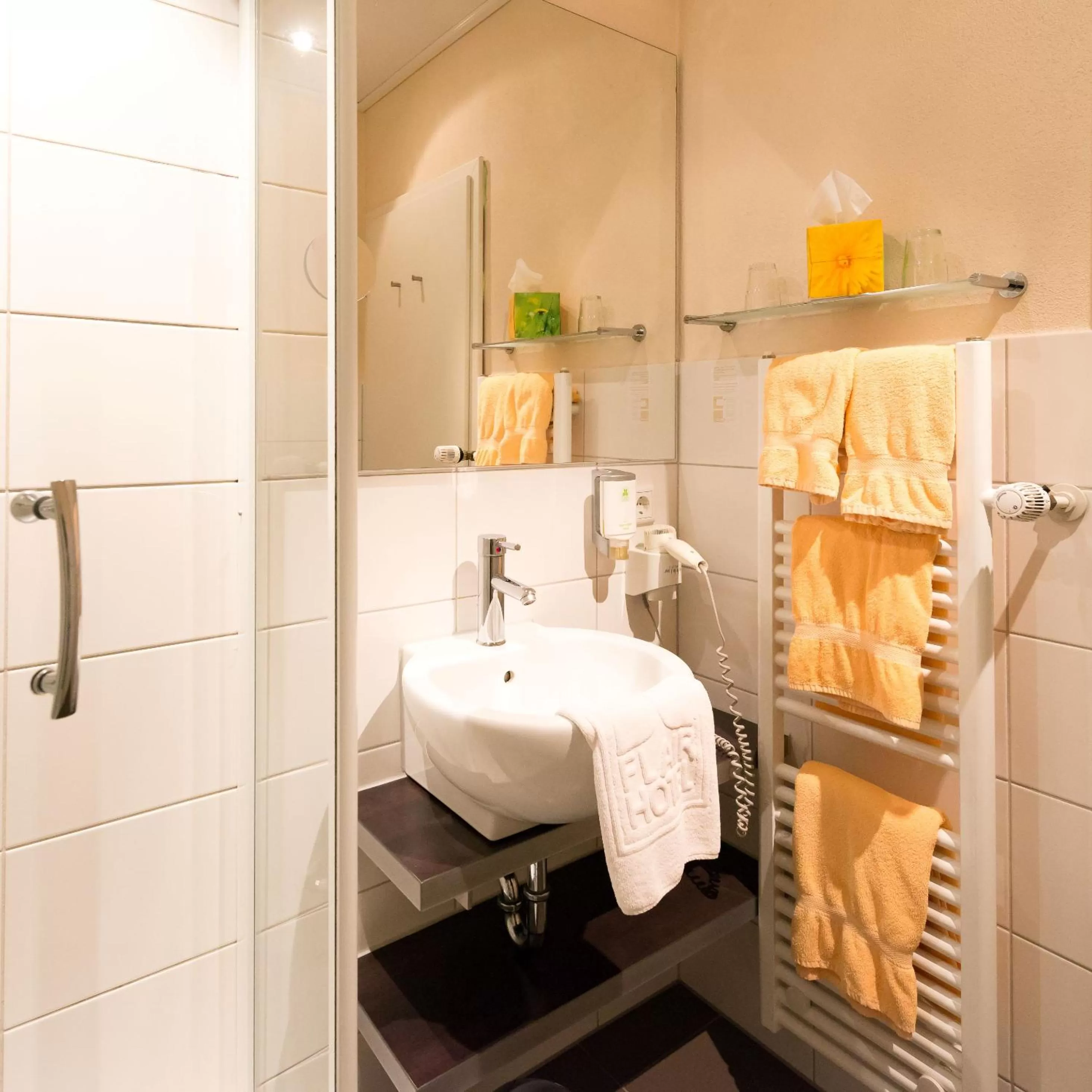 Toilet, Bathroom in Flair Hotel Hopfengarten