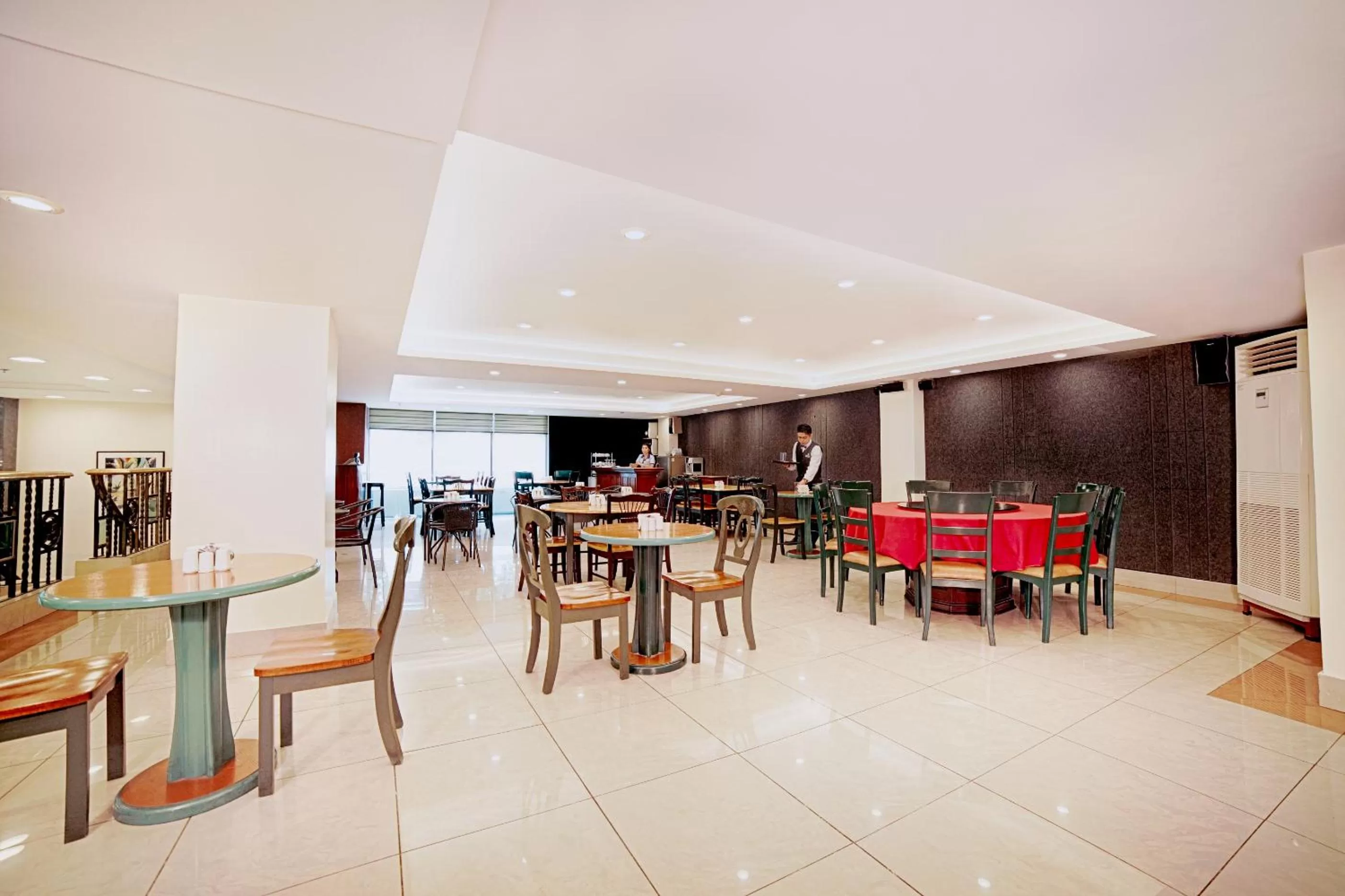 Restaurant/places to eat in The Charter House