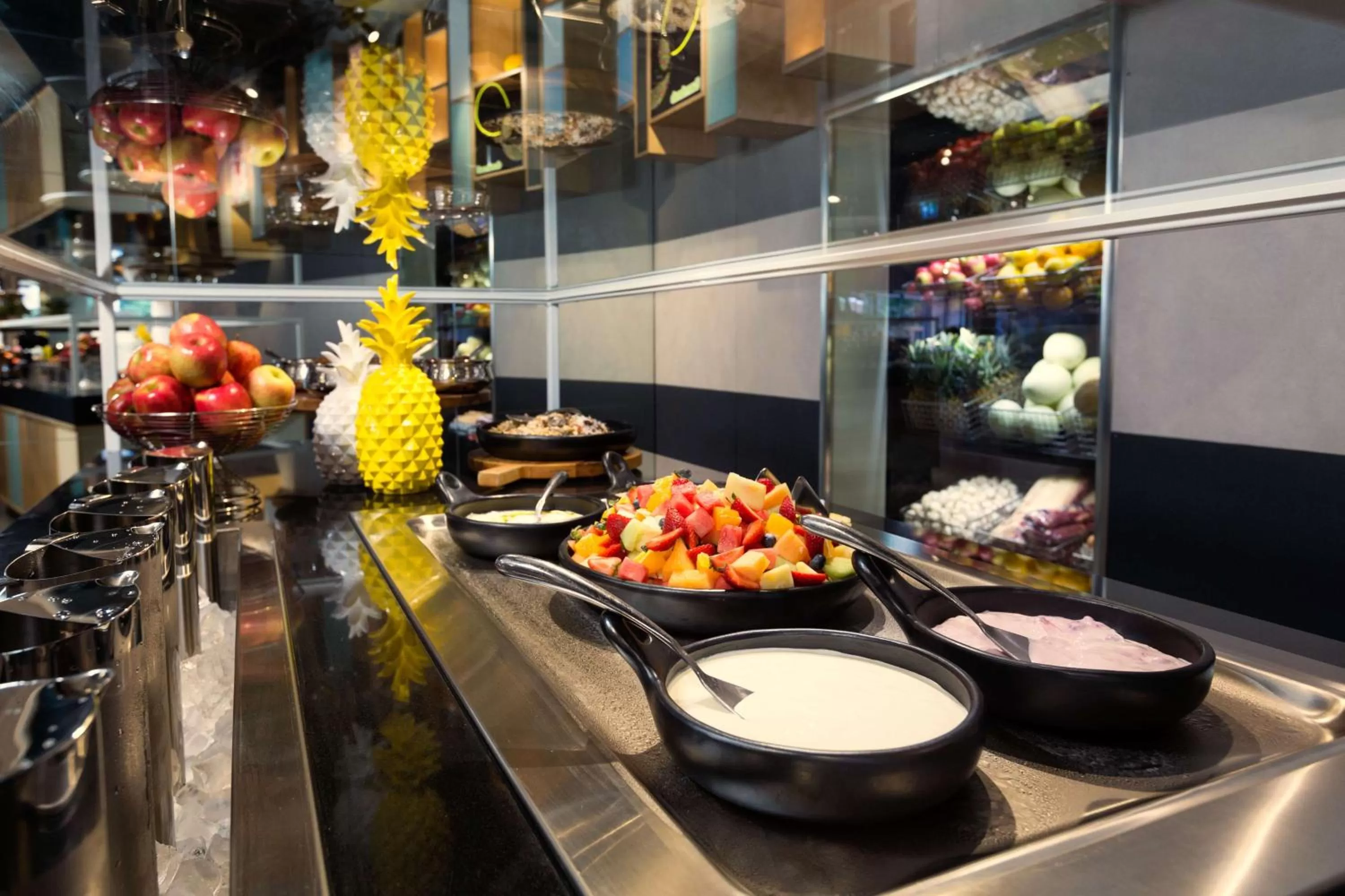 Breakfast in Atura Albury