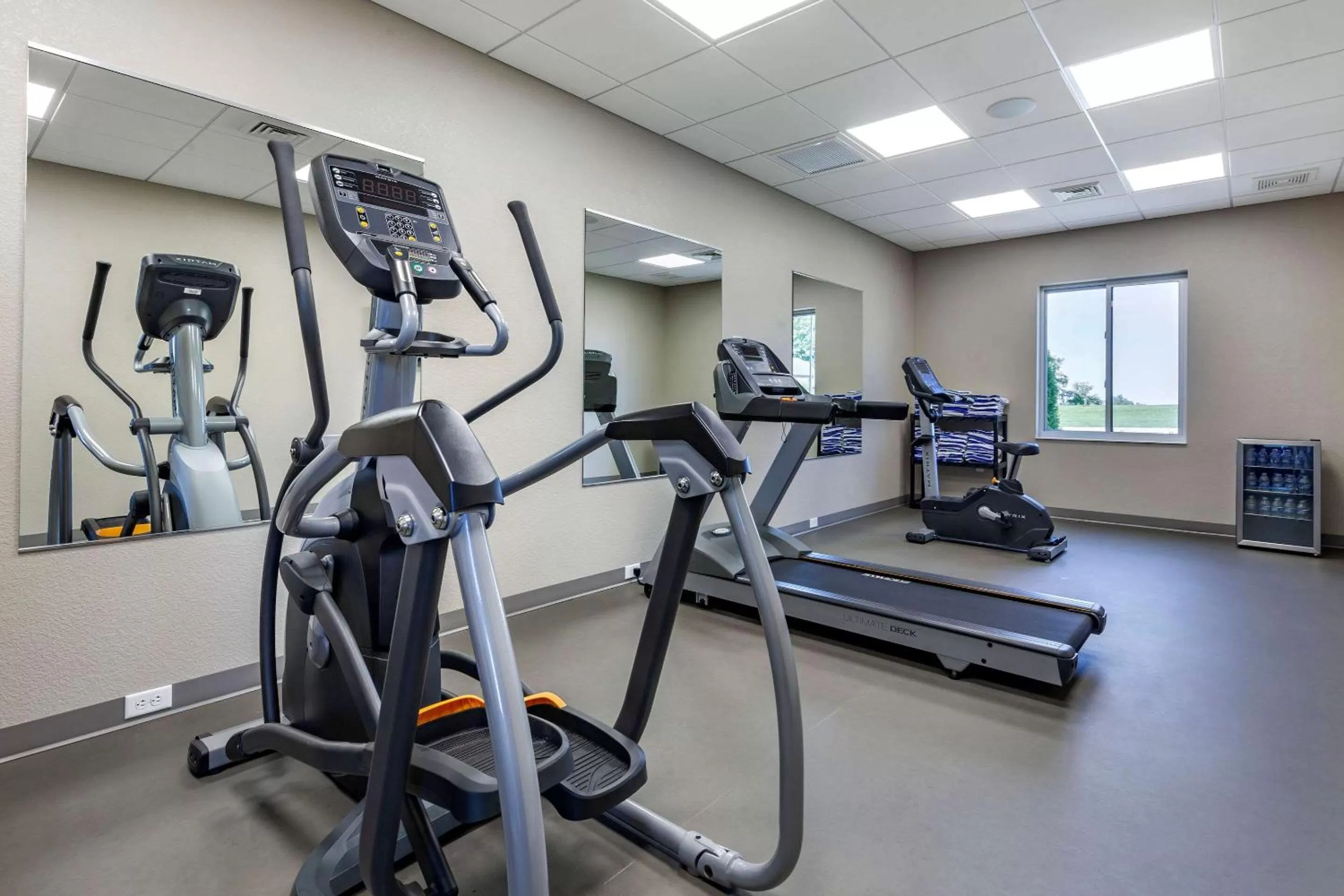 Fitness centre/facilities in Sleep Inn & Suites Lancaster-Platteville