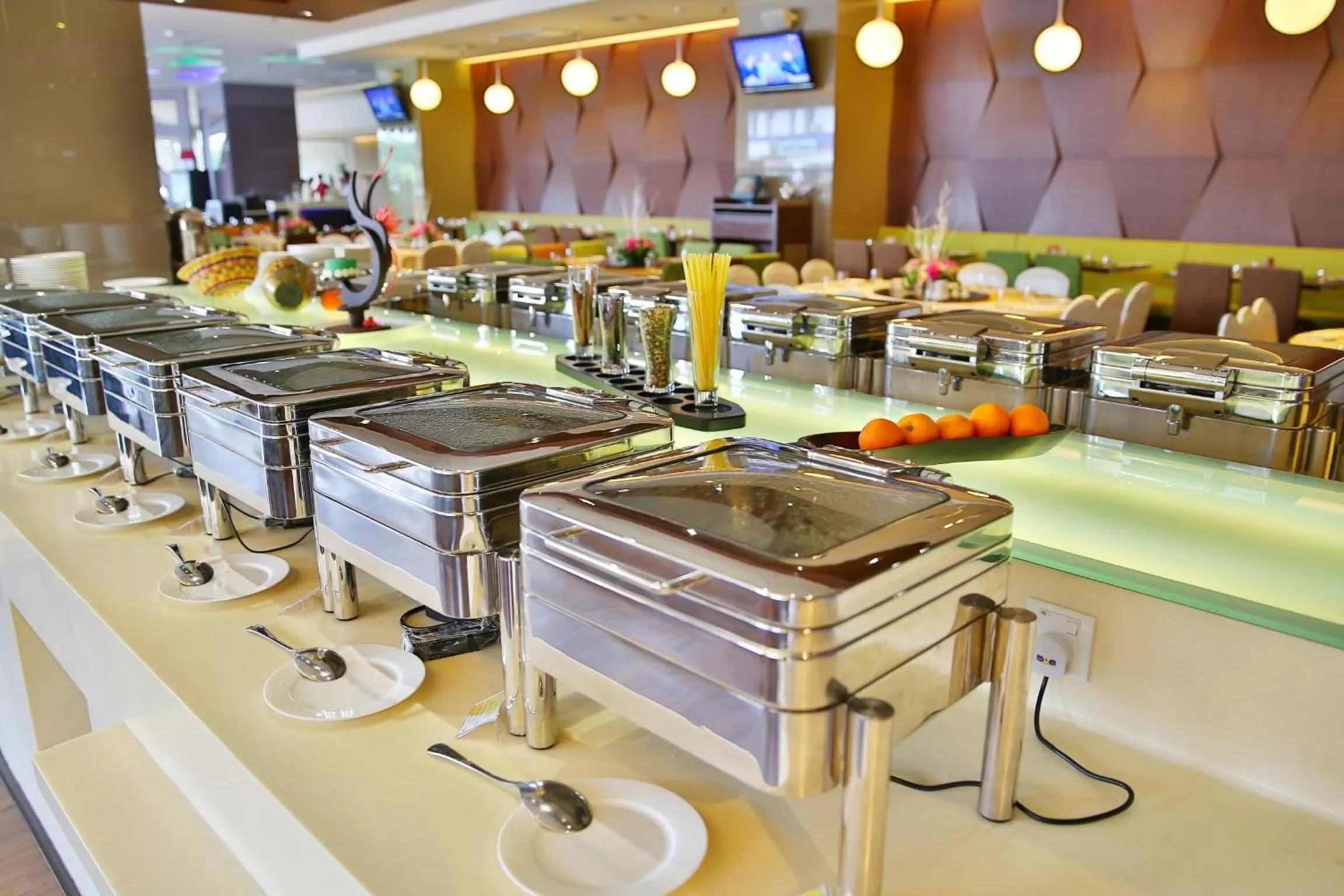 Restaurant/places to eat in Ixora Hotel Penang