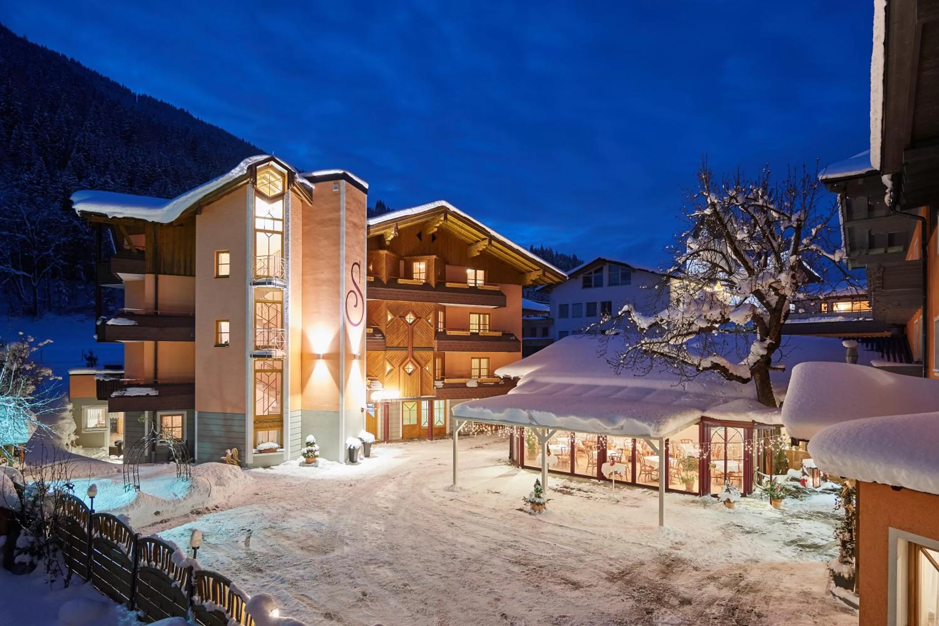 Facade/entrance in Hotel-Restaurant Schwaiger***