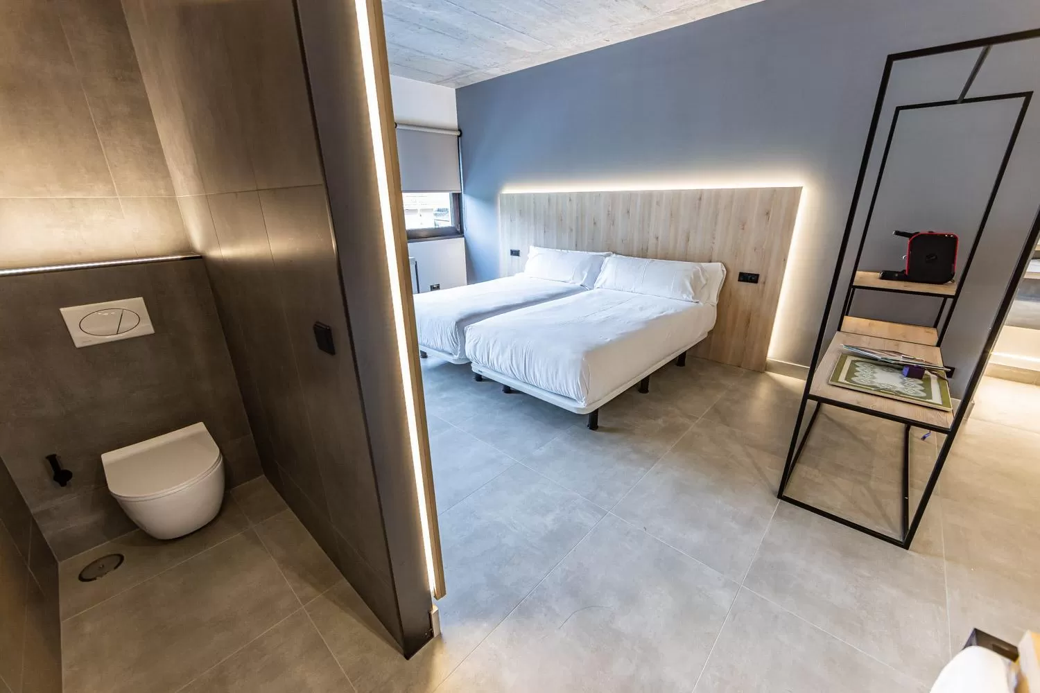 Toilet, Bed in Hospedium Hotel Devalar Do Mar