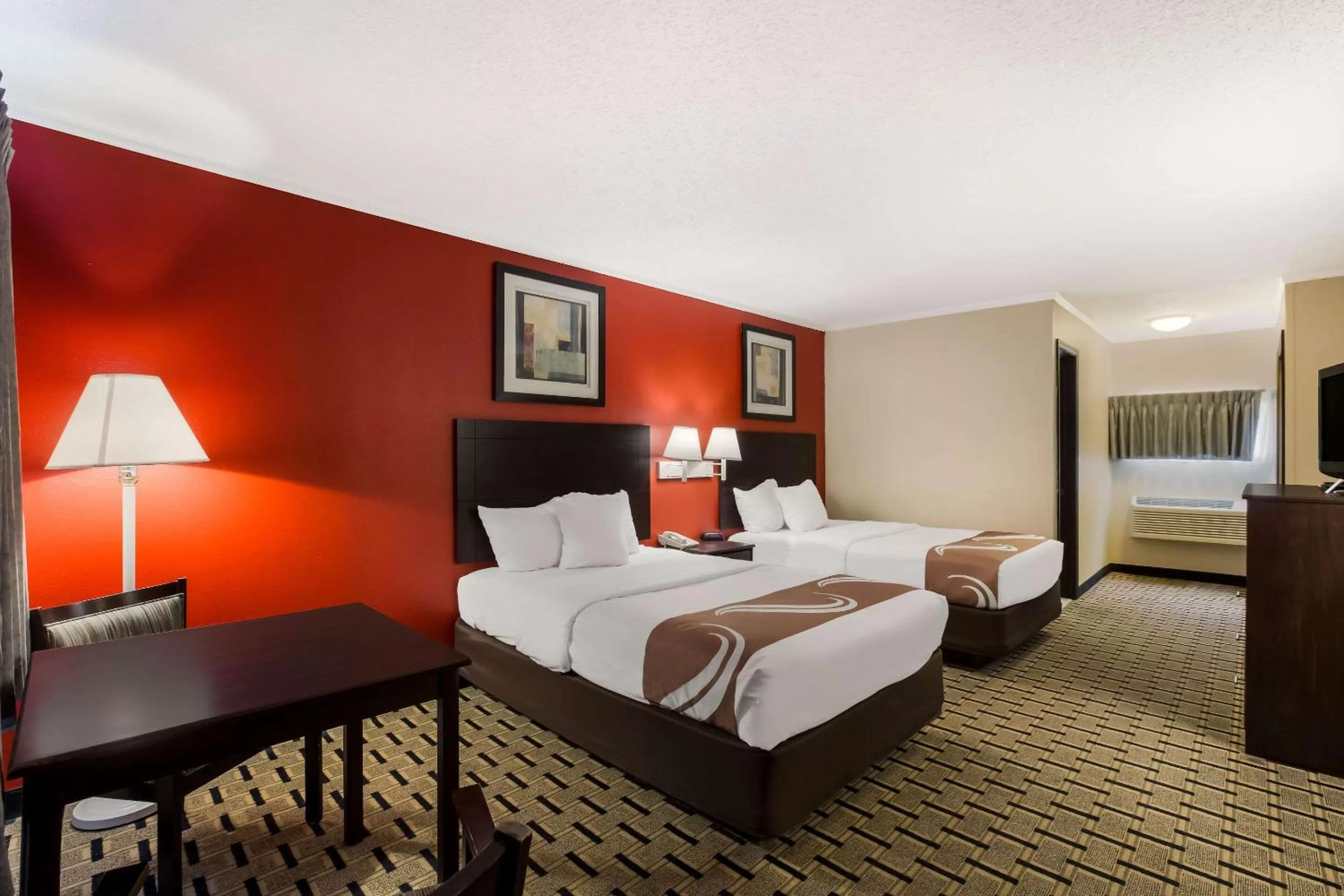 Bedroom, Bed in Quality Inn & Suites Millville